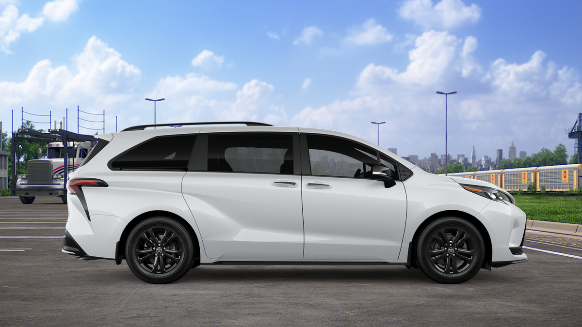 2026 Toyota Sienna XSE