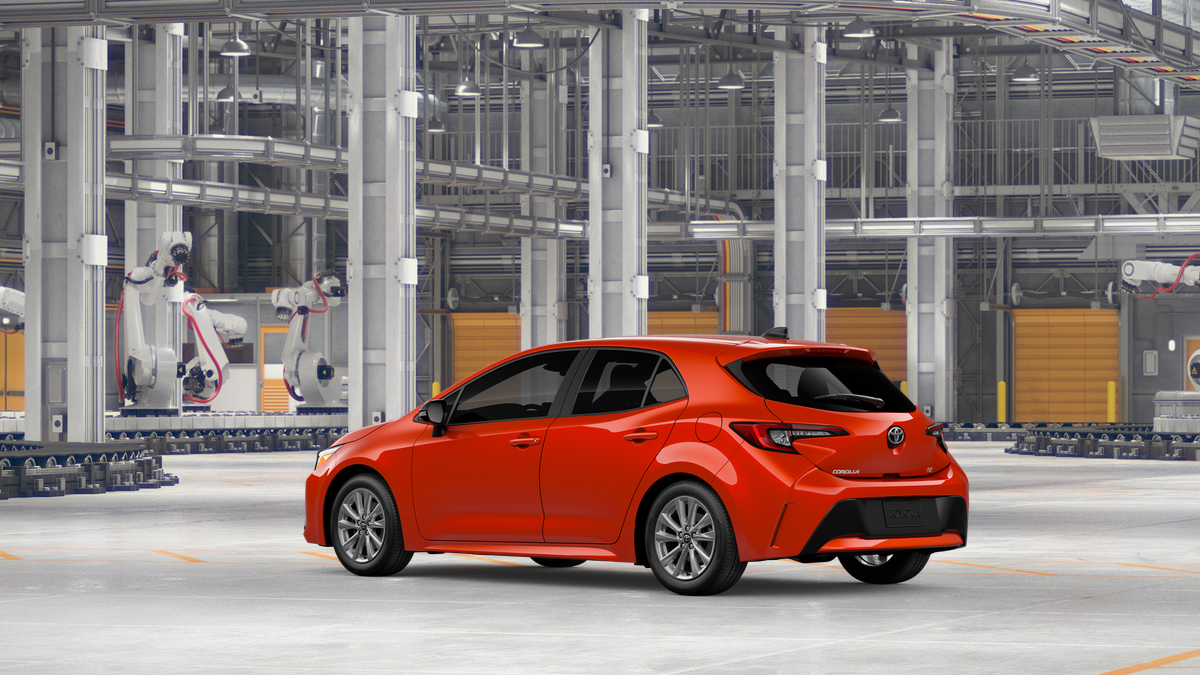 2027 Toyota Corolla Hatchback SE