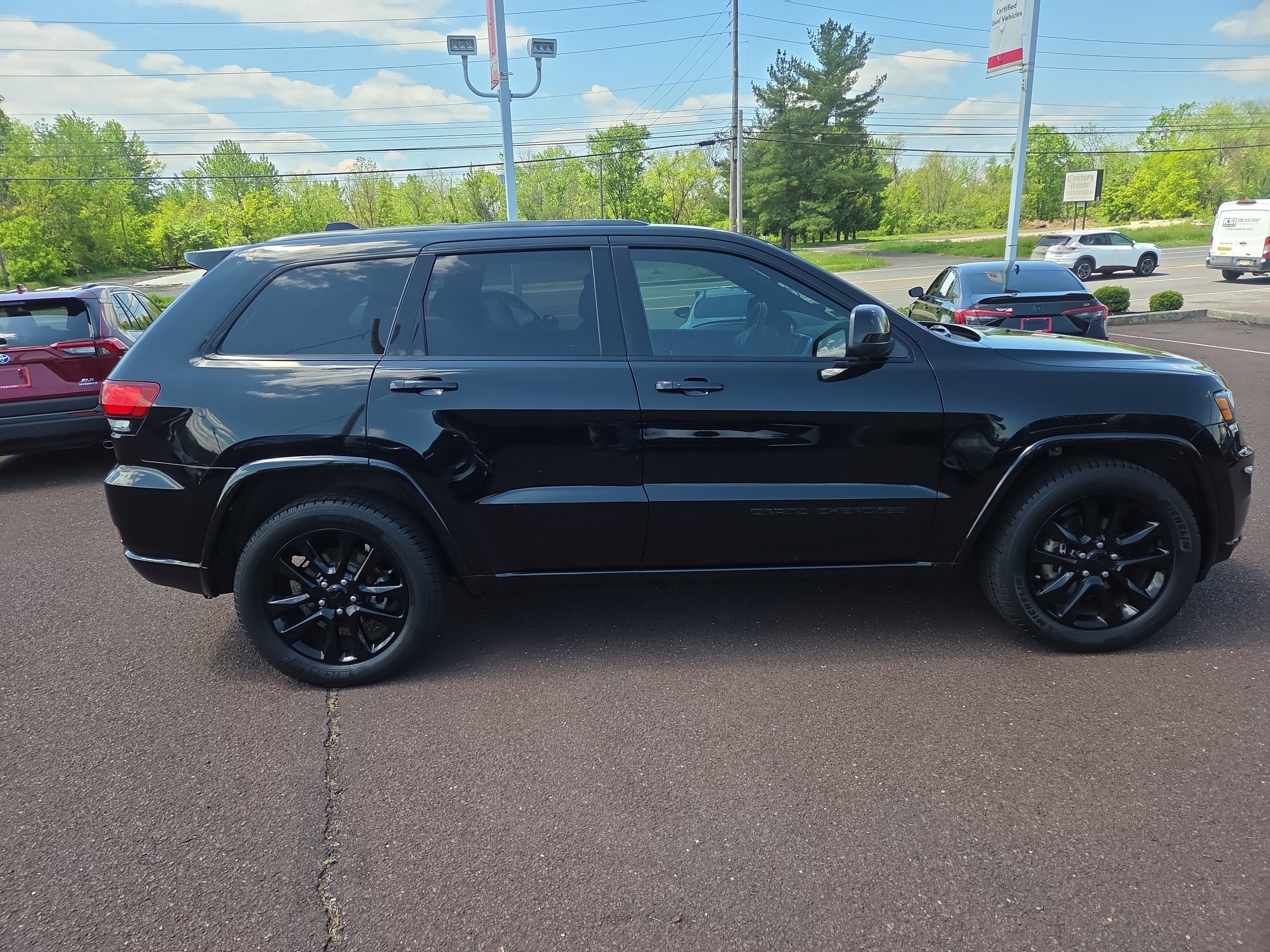 2017 Jeep Grand Cherokee Altitude