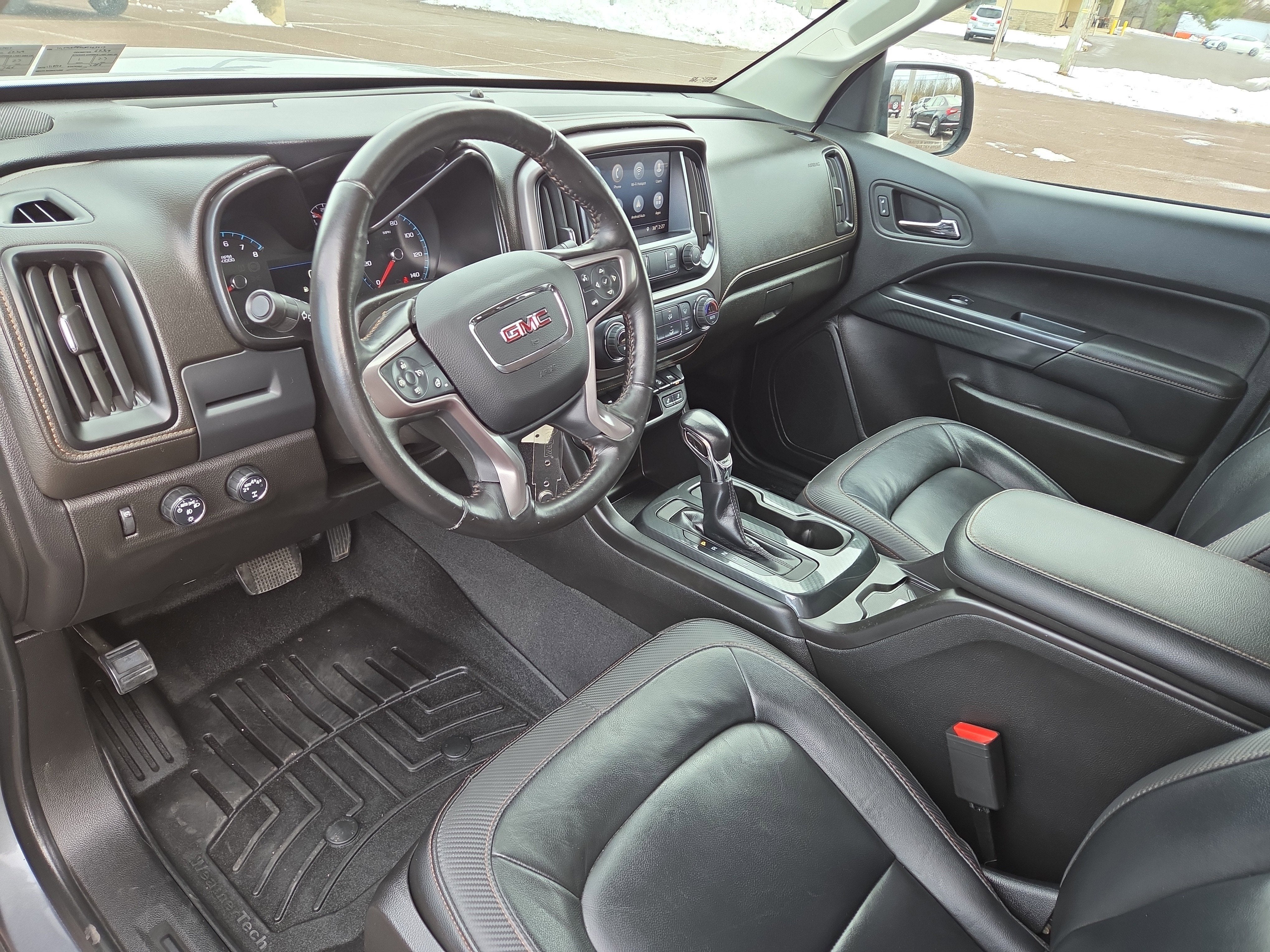 2022 GMC Canyon 4WD AT4 w/Leather