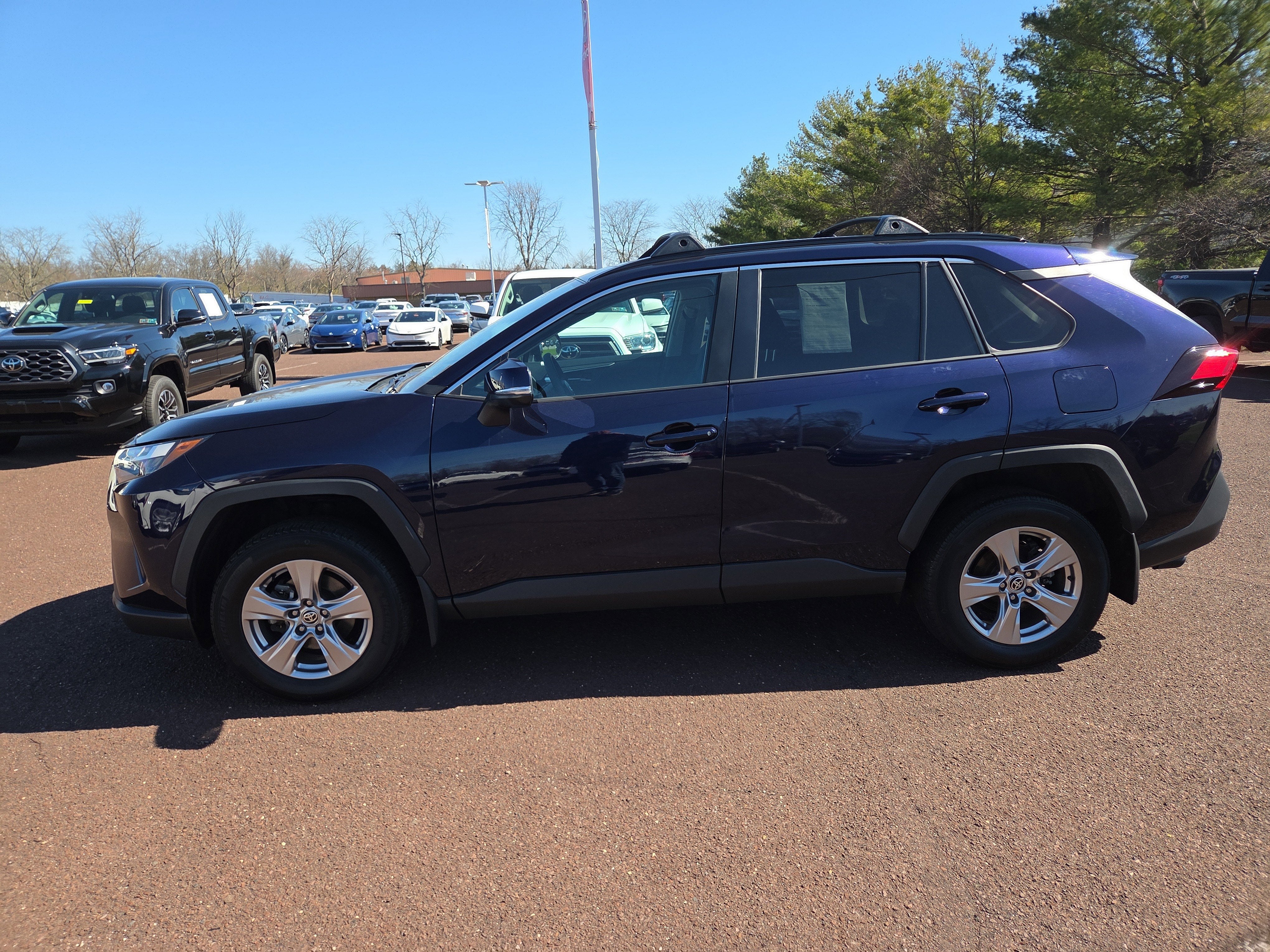 2023 Toyota RAV4 XLE