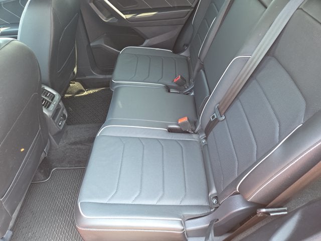 2024 Volkswagen Tiguan SEL R-Line