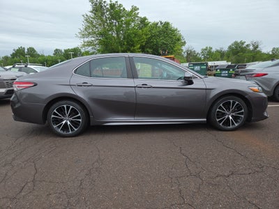 2018 Toyota Camry XLE