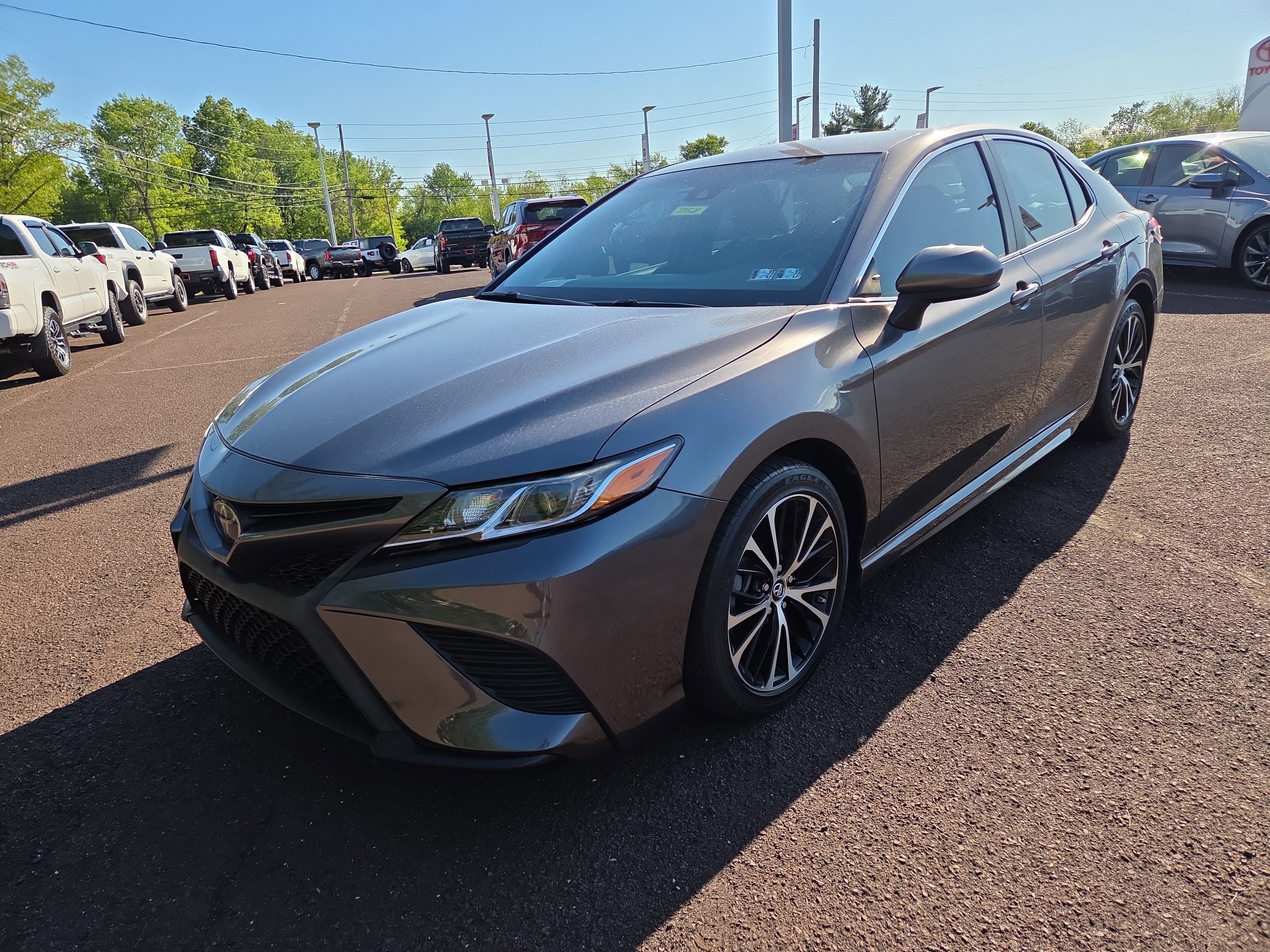 2019 Toyota Camry SE