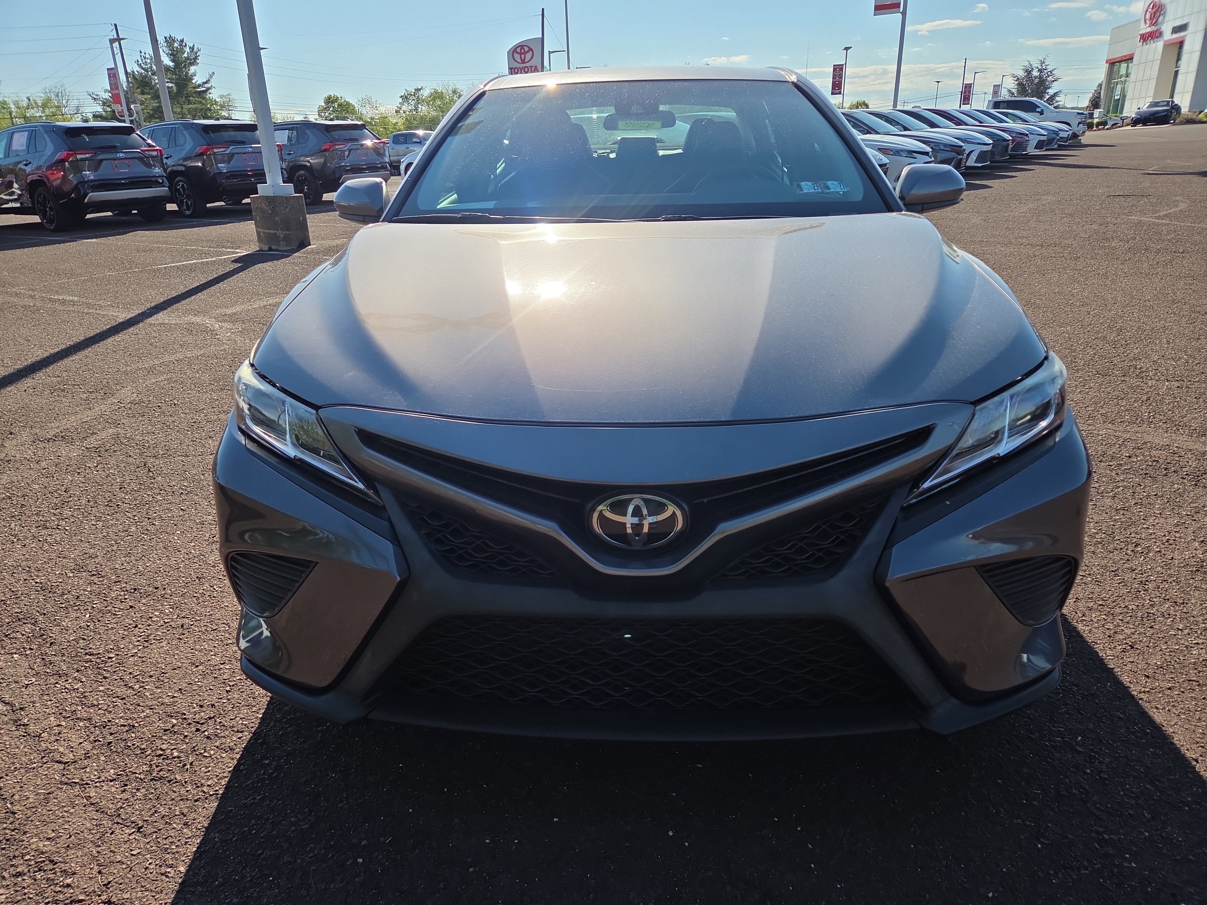 2019 Toyota Camry SE