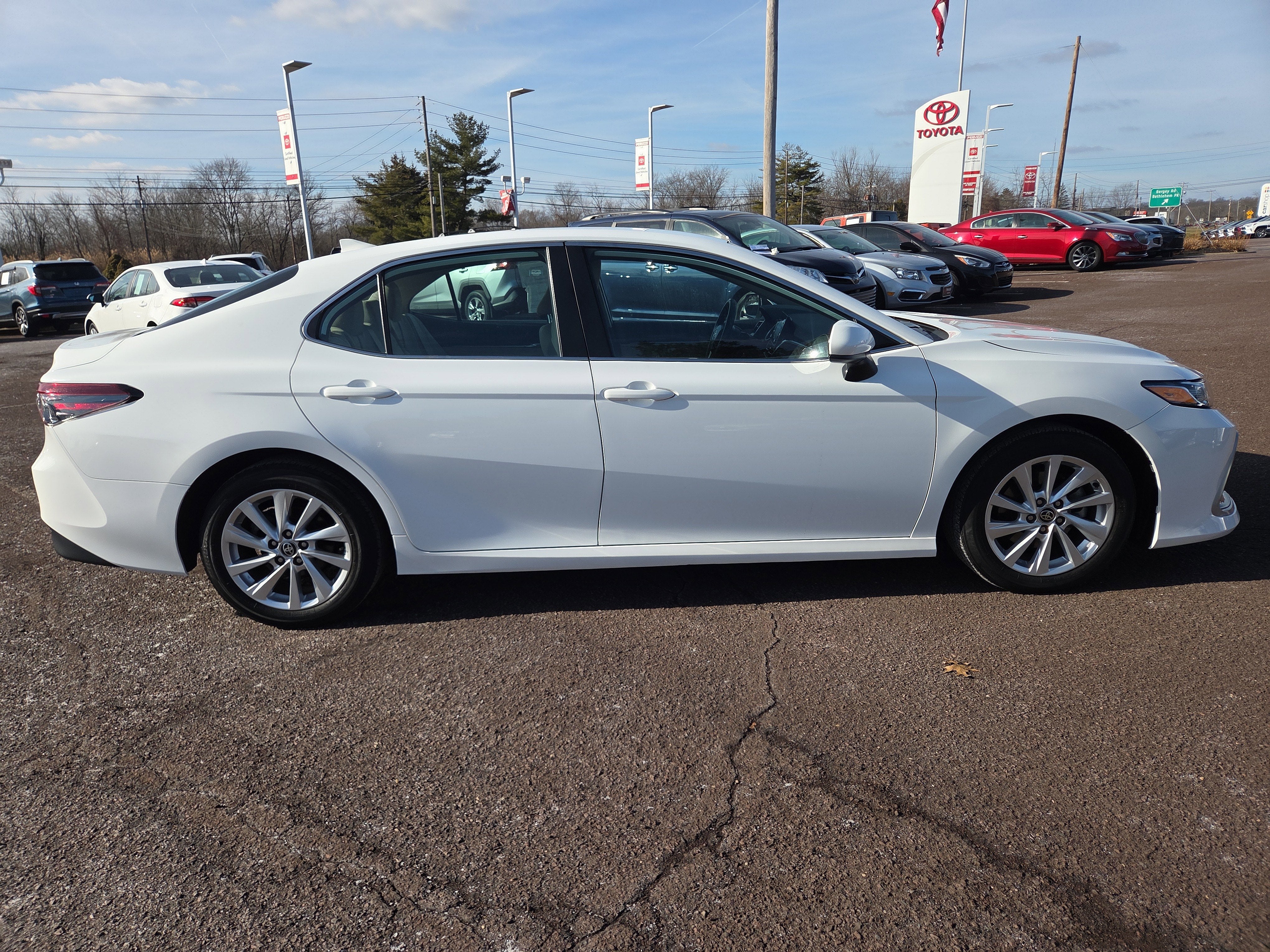 2023 Toyota Camry LE