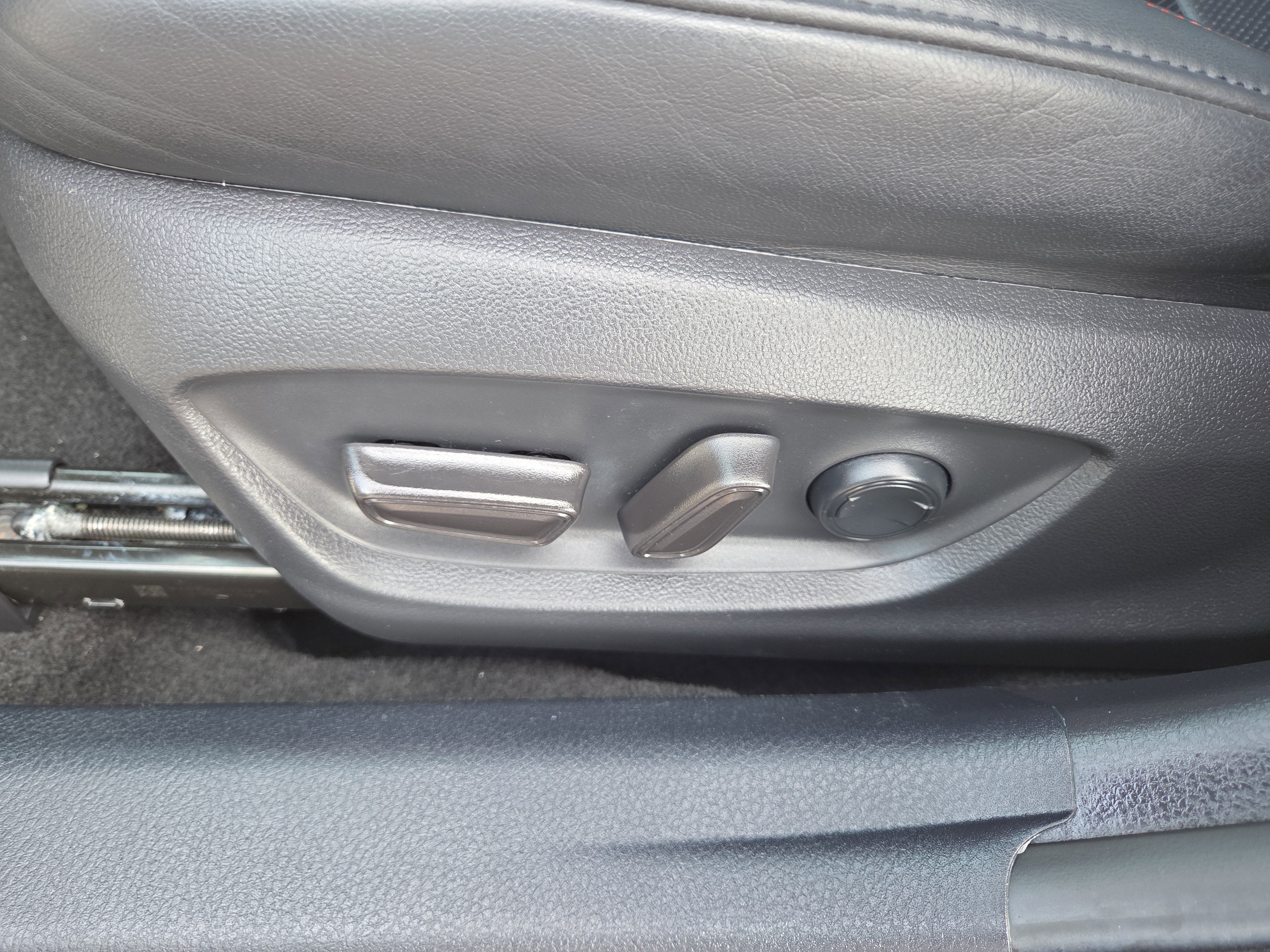 2020 Toyota Avalon TRD