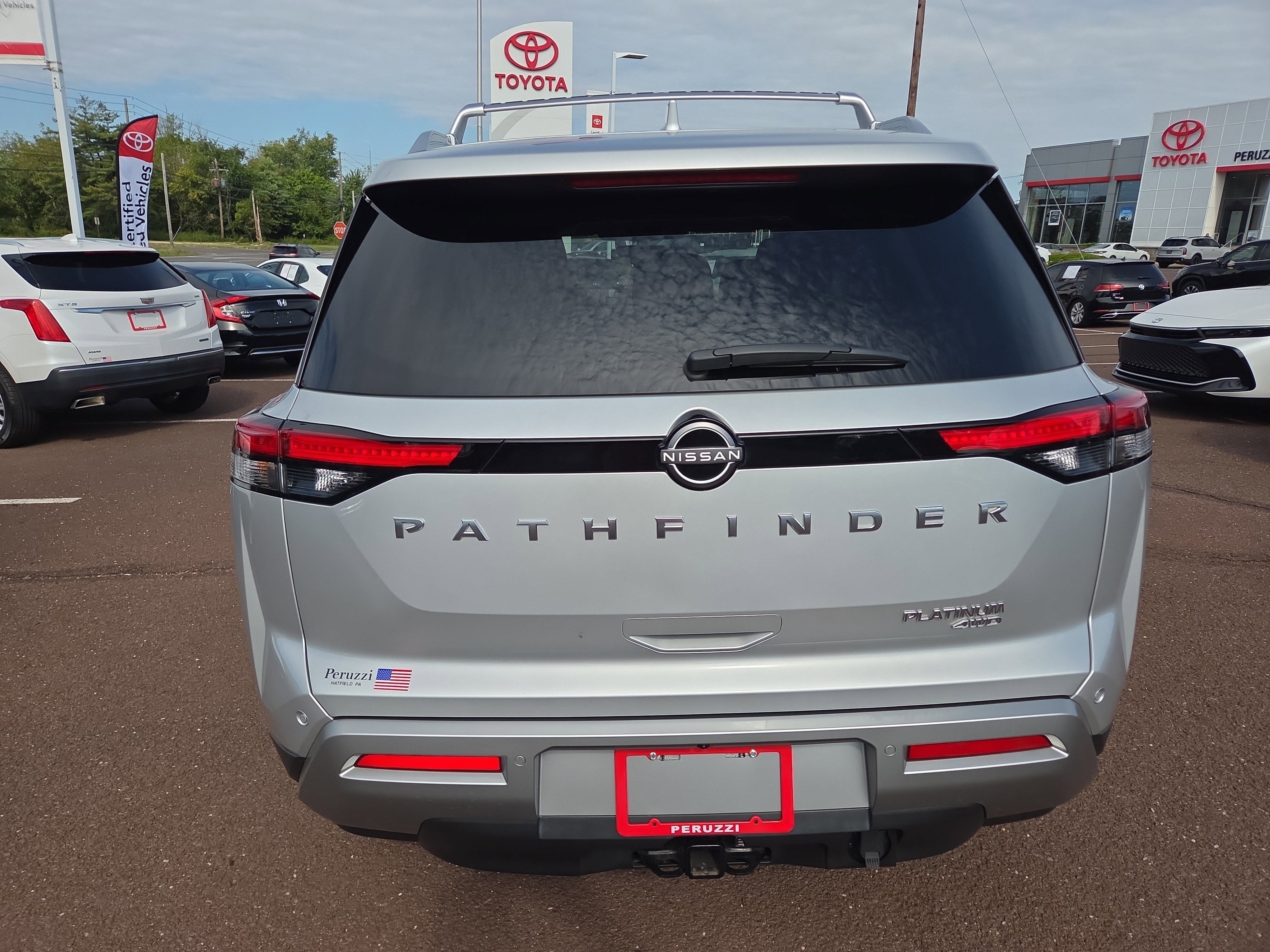 2023 Nissan Pathfinder Platinum
