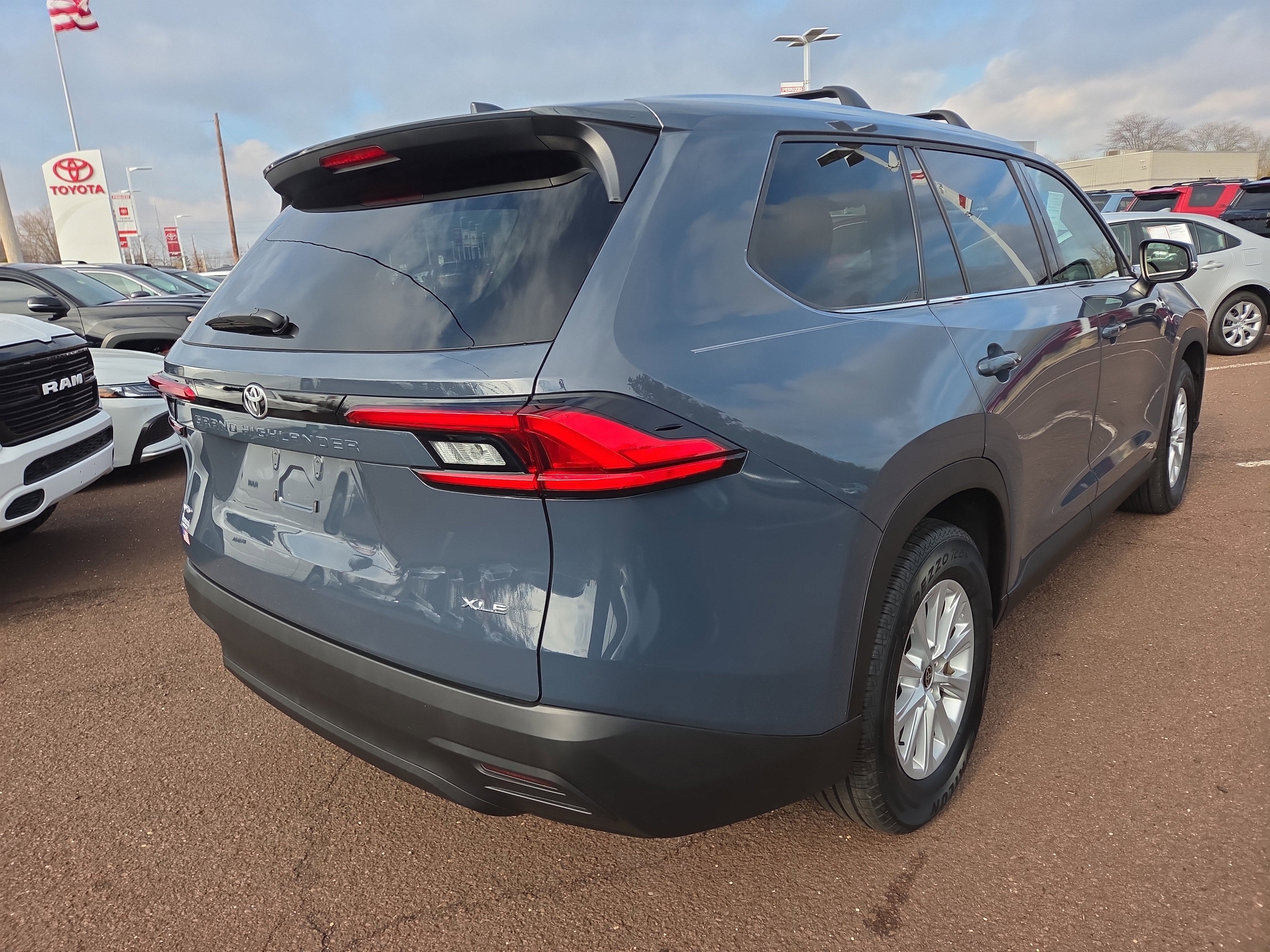 2024 Toyota Grand Highlander XLE