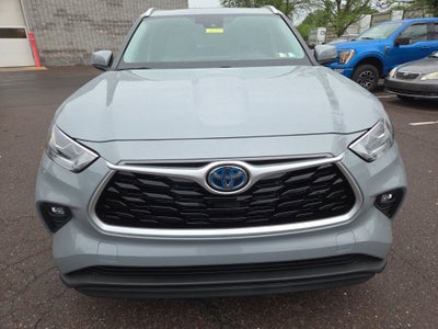 2022 Toyota Highlander Hybrid Bronze Edition