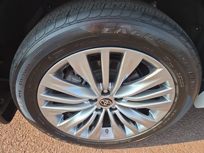 2022 Toyota Highlander Platinum