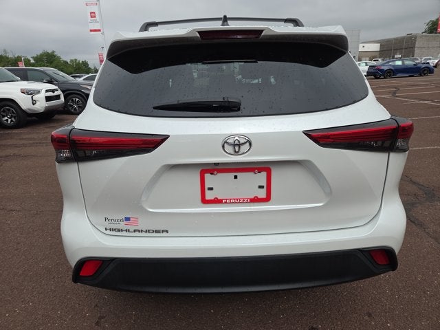 2023 Toyota Highlander L