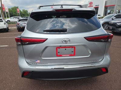 2023 Toyota Highlander LE