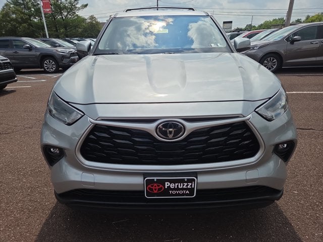 2023 Toyota Highlander LE