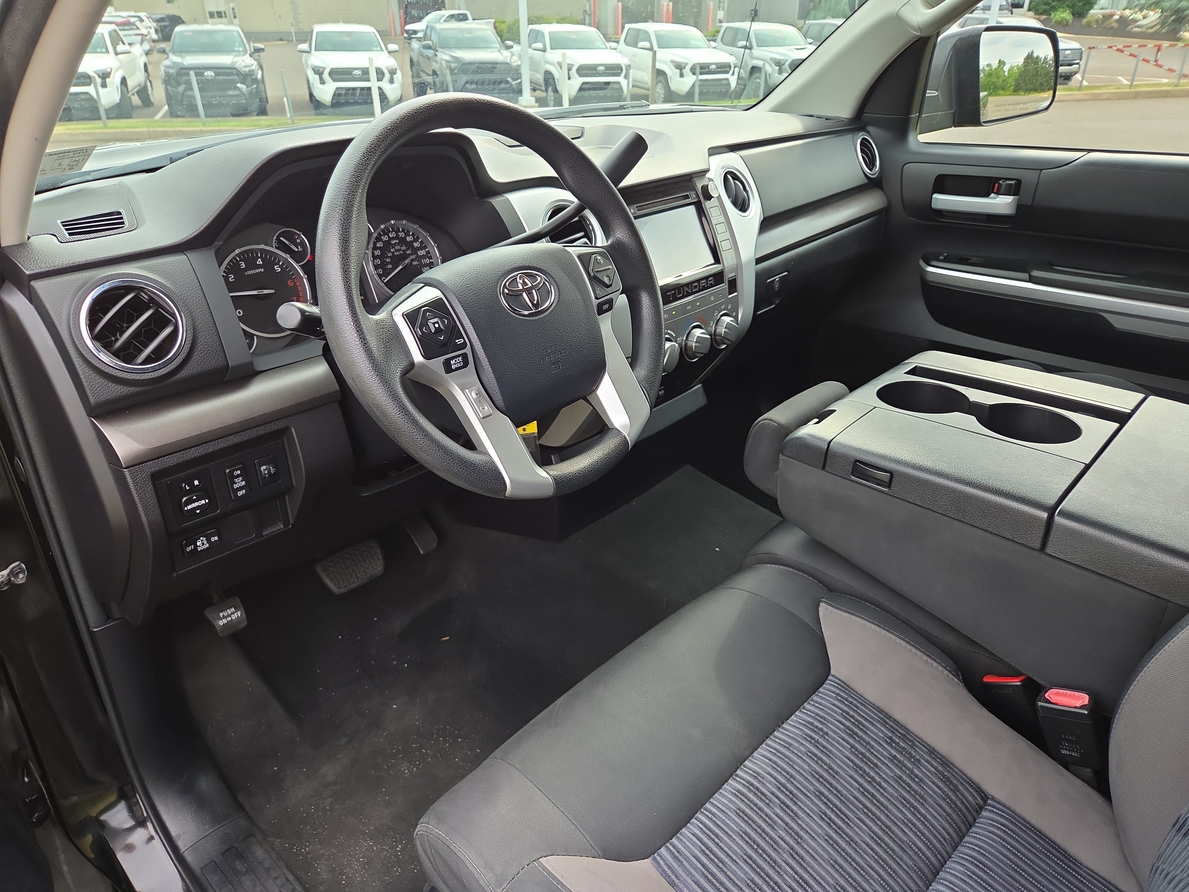2014 Toyota Tundra SR5