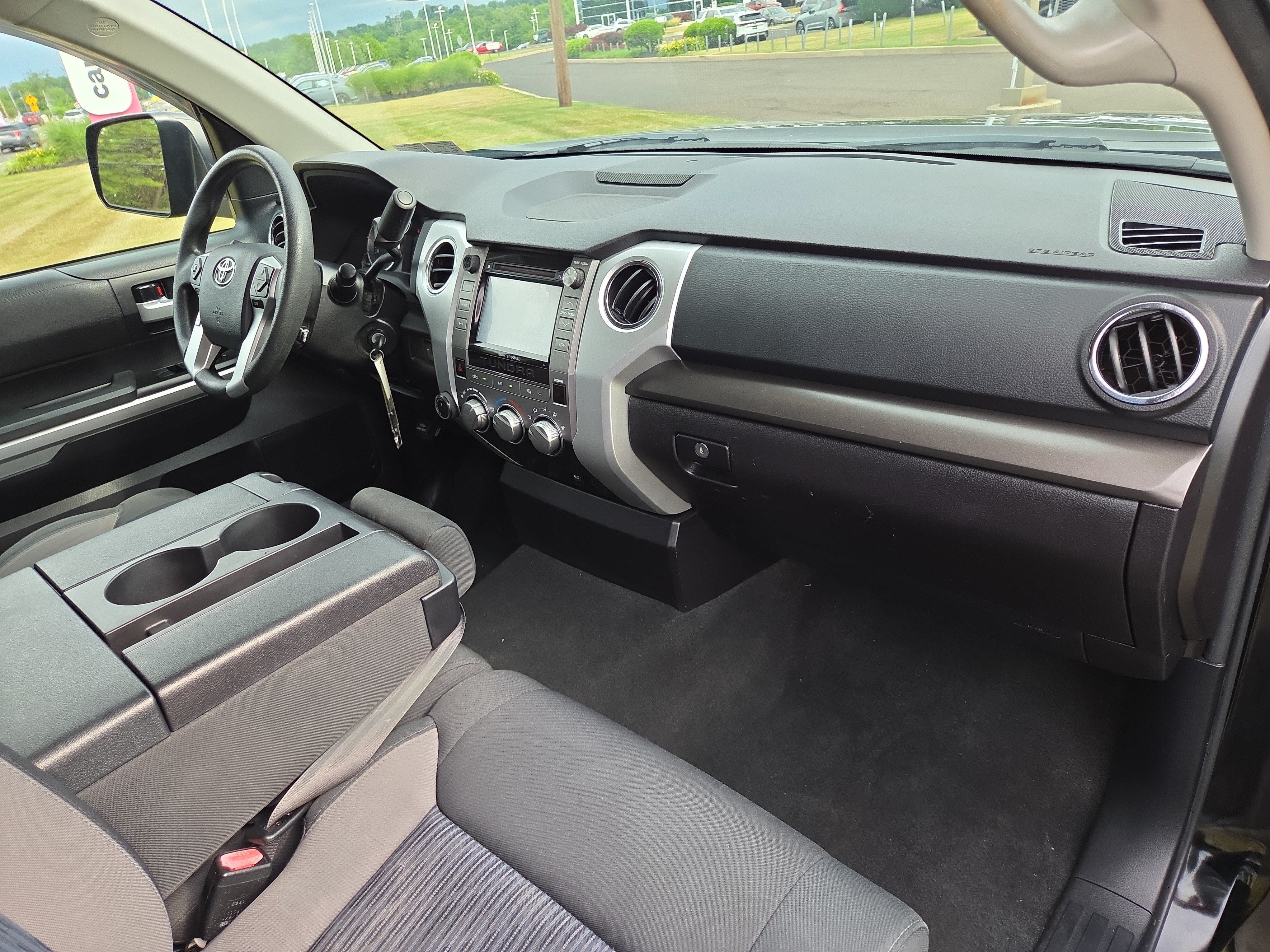 2014 Toyota Tundra SR5