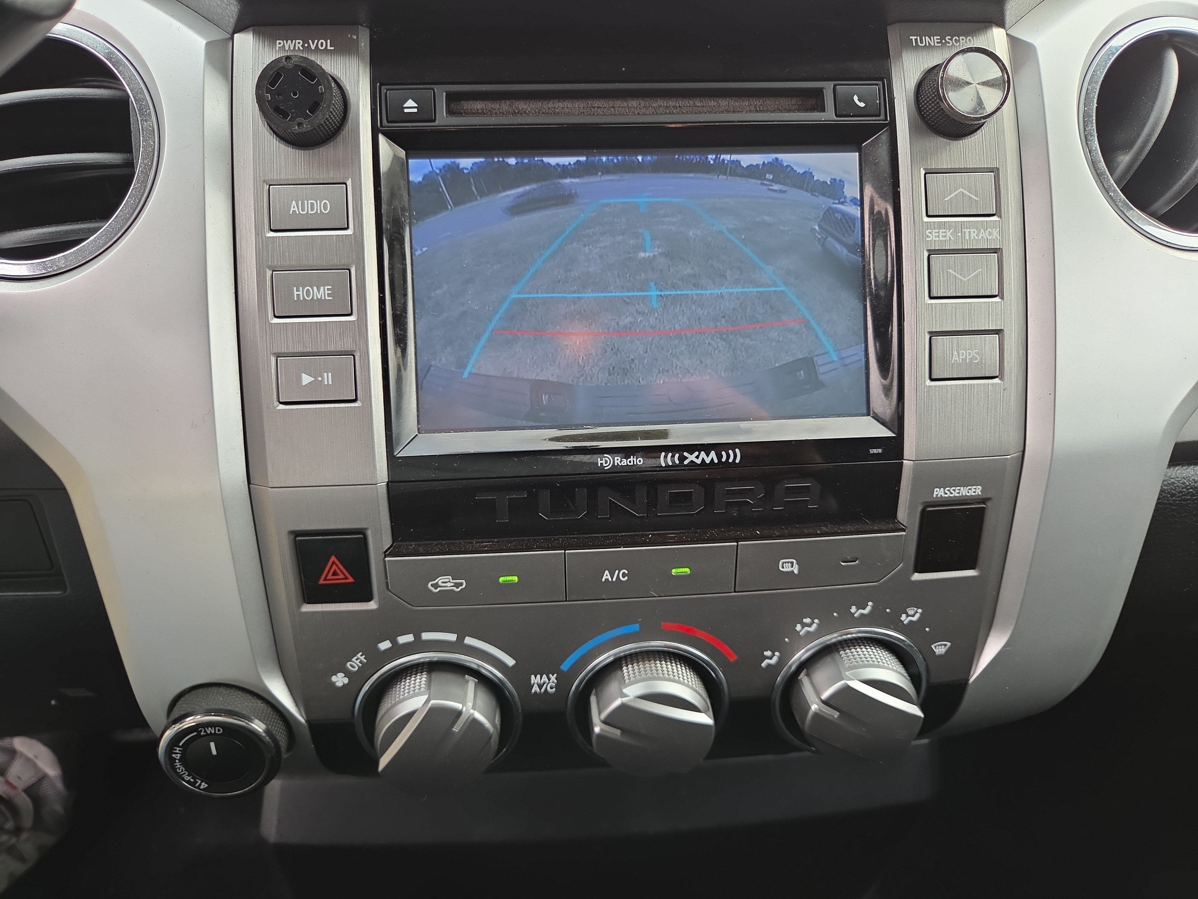 2014 Toyota Tundra SR5