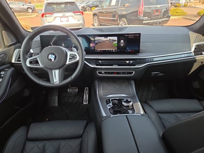 2025 BMW X7 xDrive40i