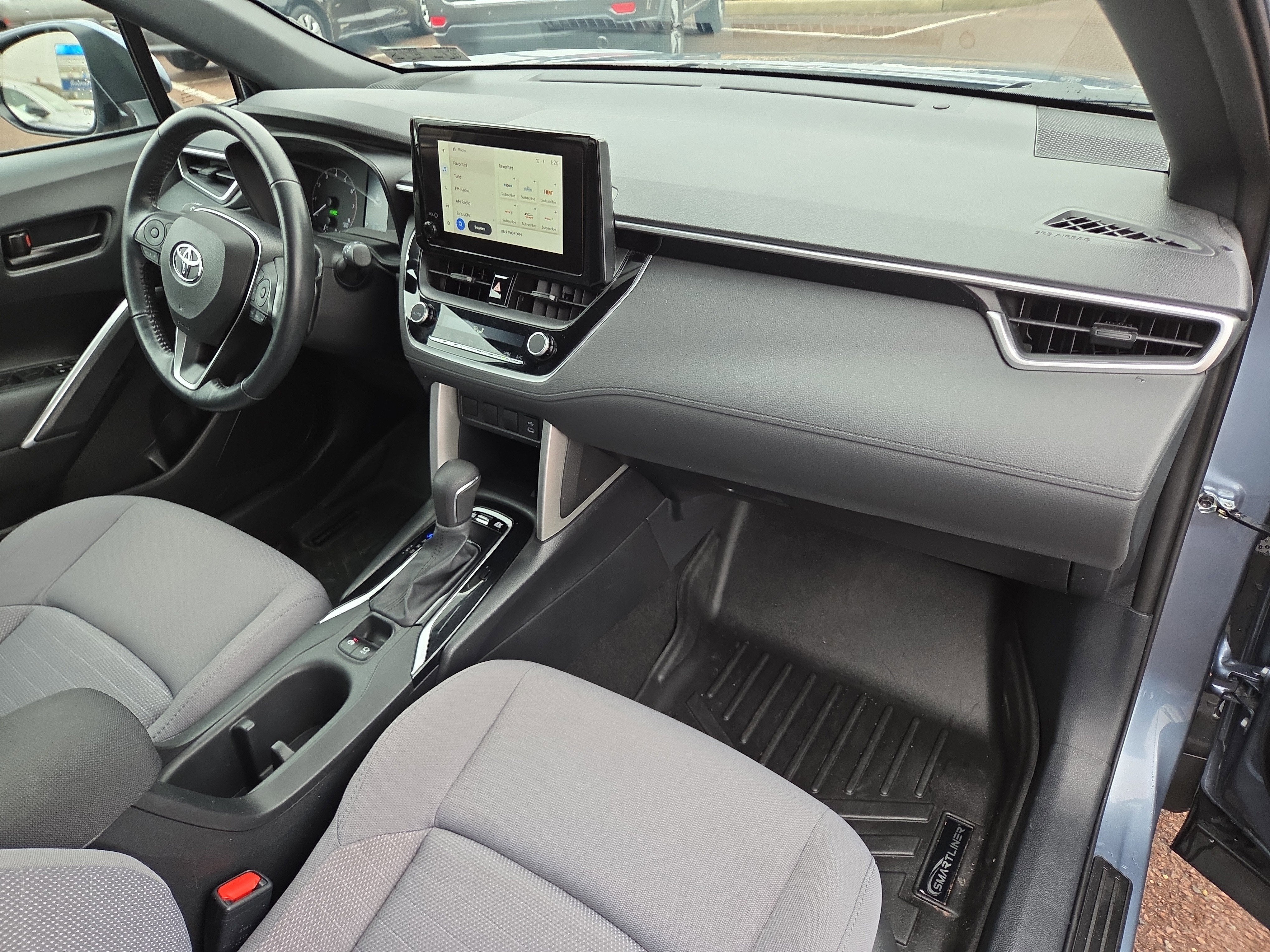 2023 Toyota Corolla Cross Hybrid SE