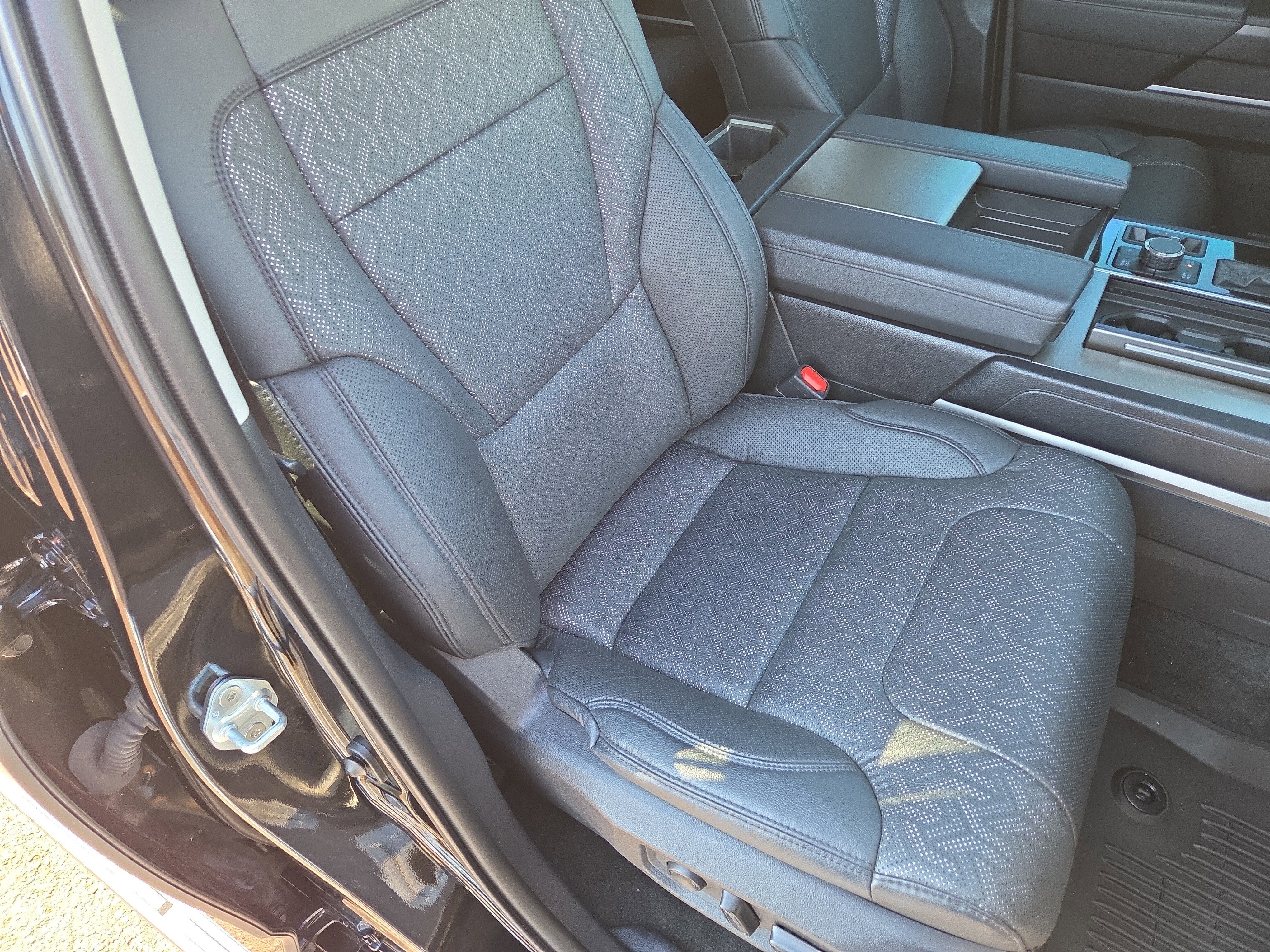 2023 Toyota Sequoia SR5