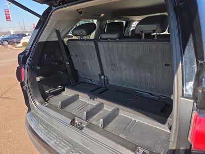 2023 Toyota Sequoia SR5