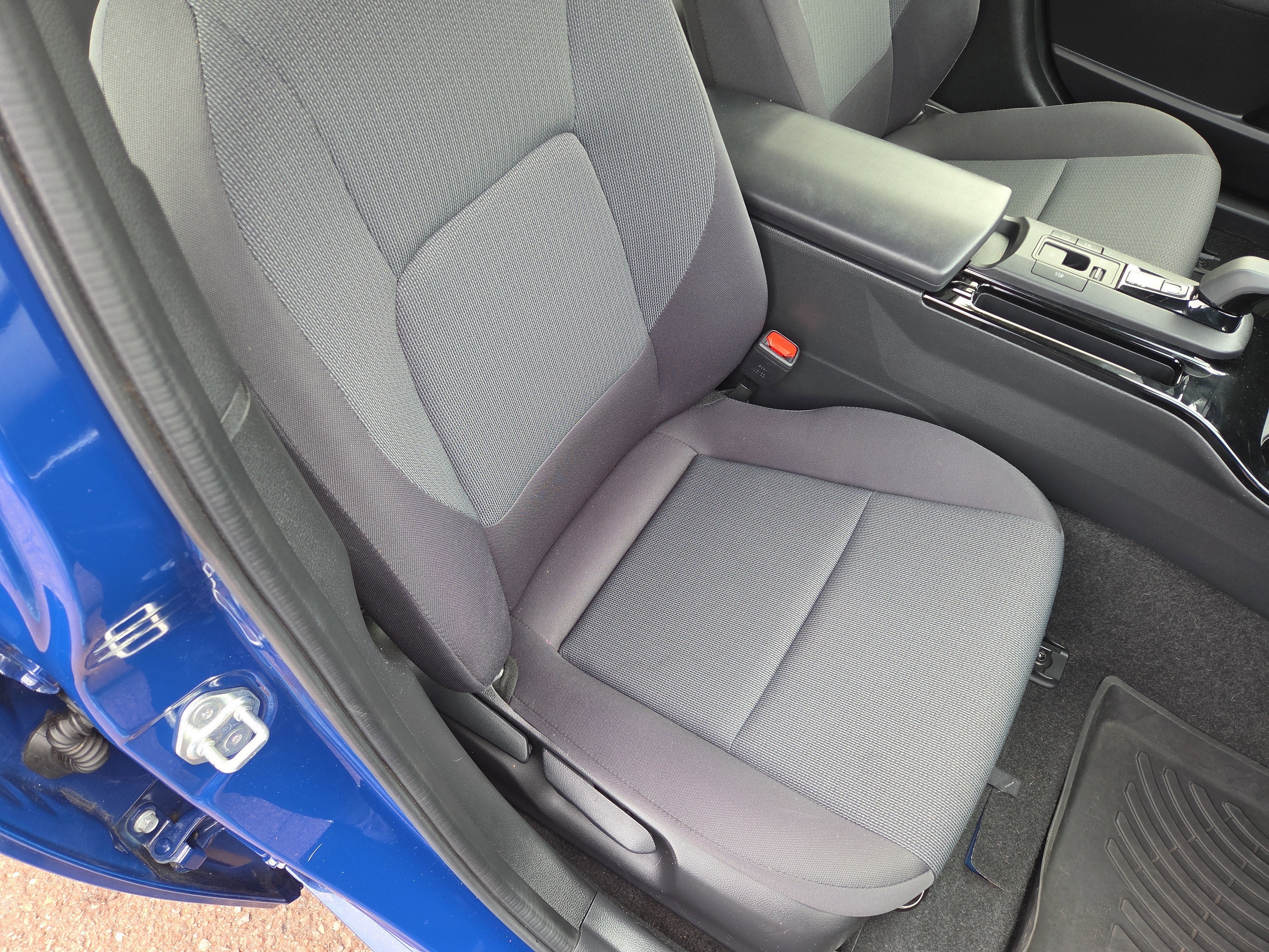 2023 Toyota Prius LE