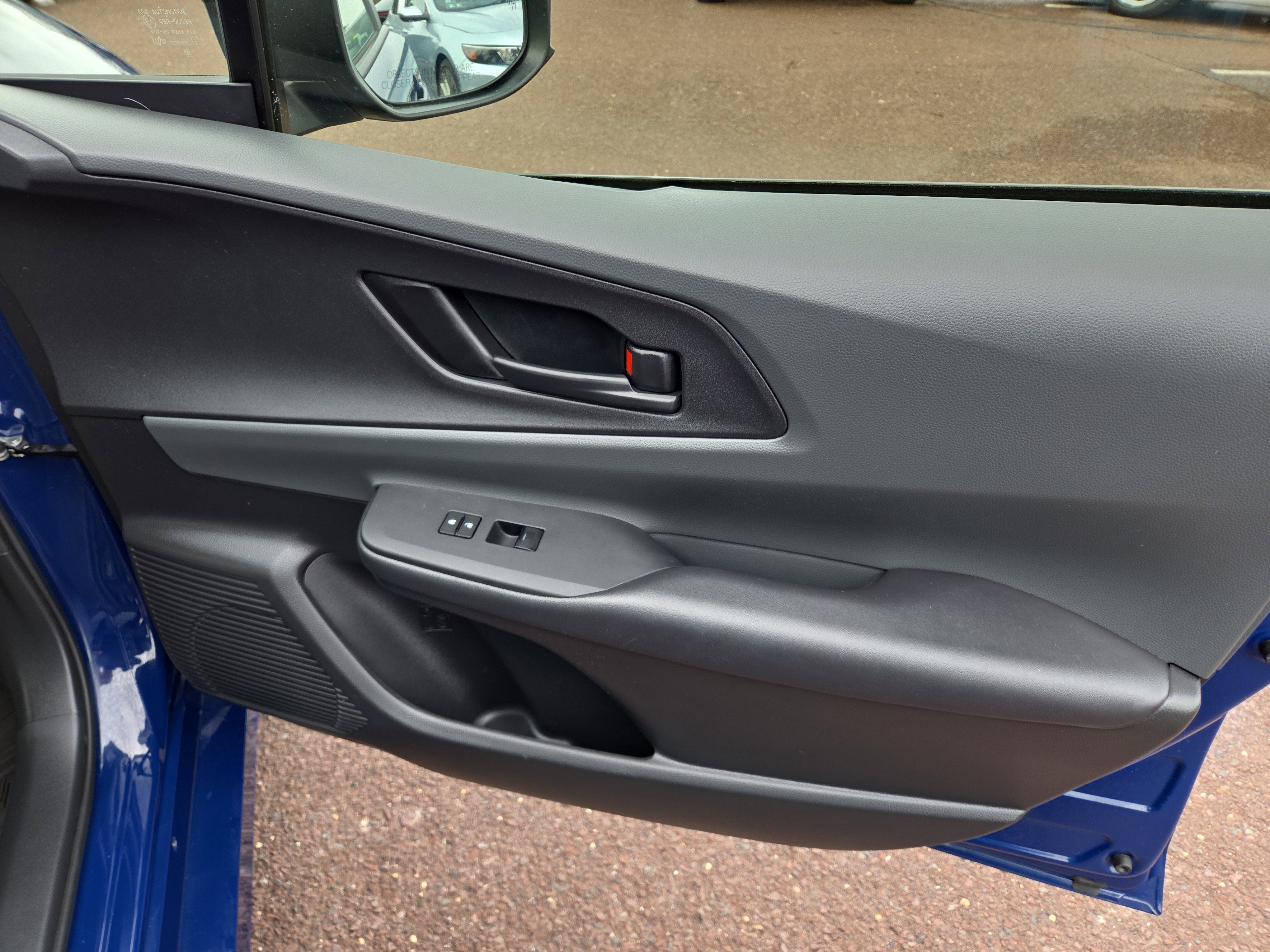 2023 Toyota Prius LE