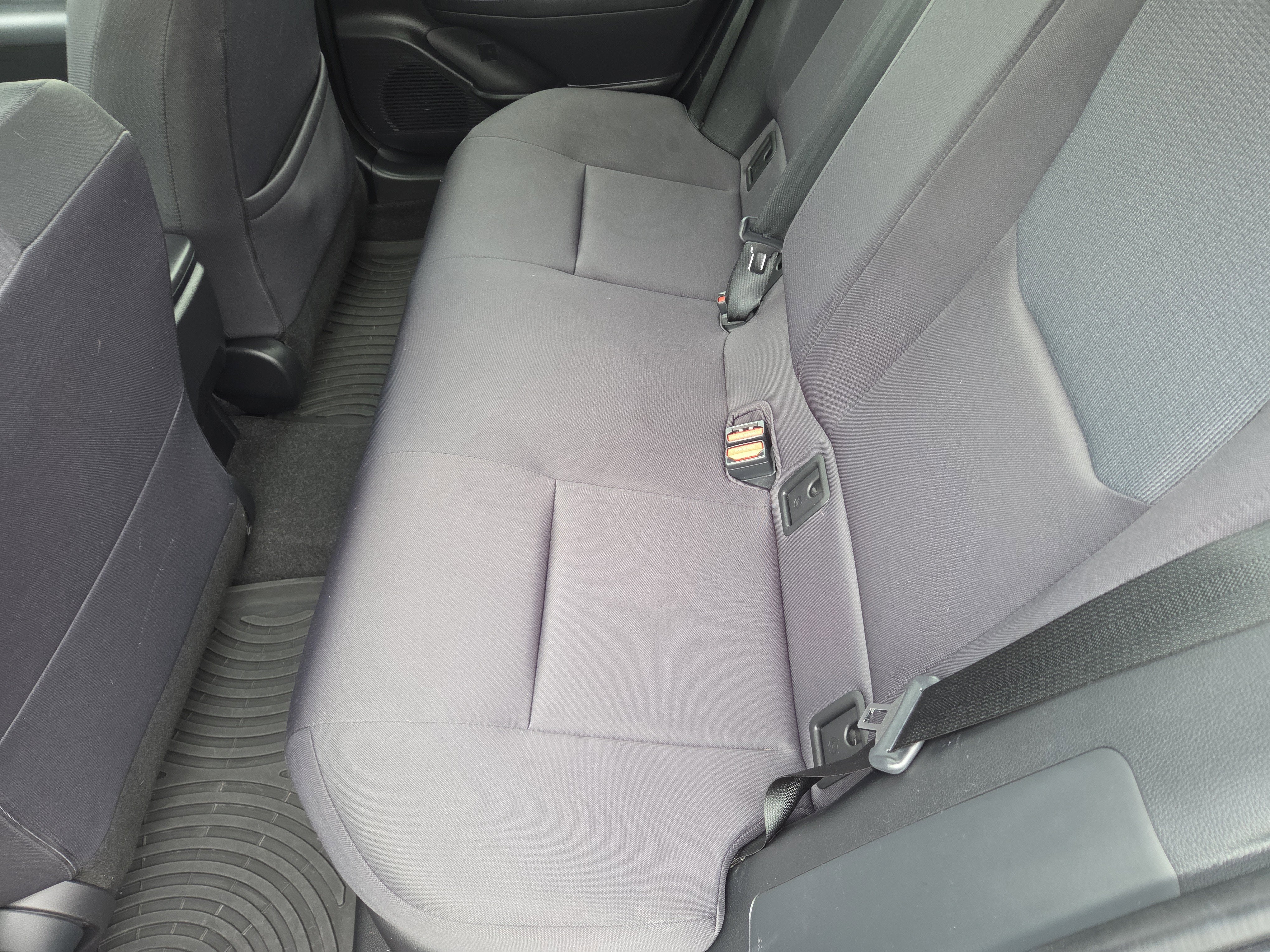 2023 Toyota Prius LE