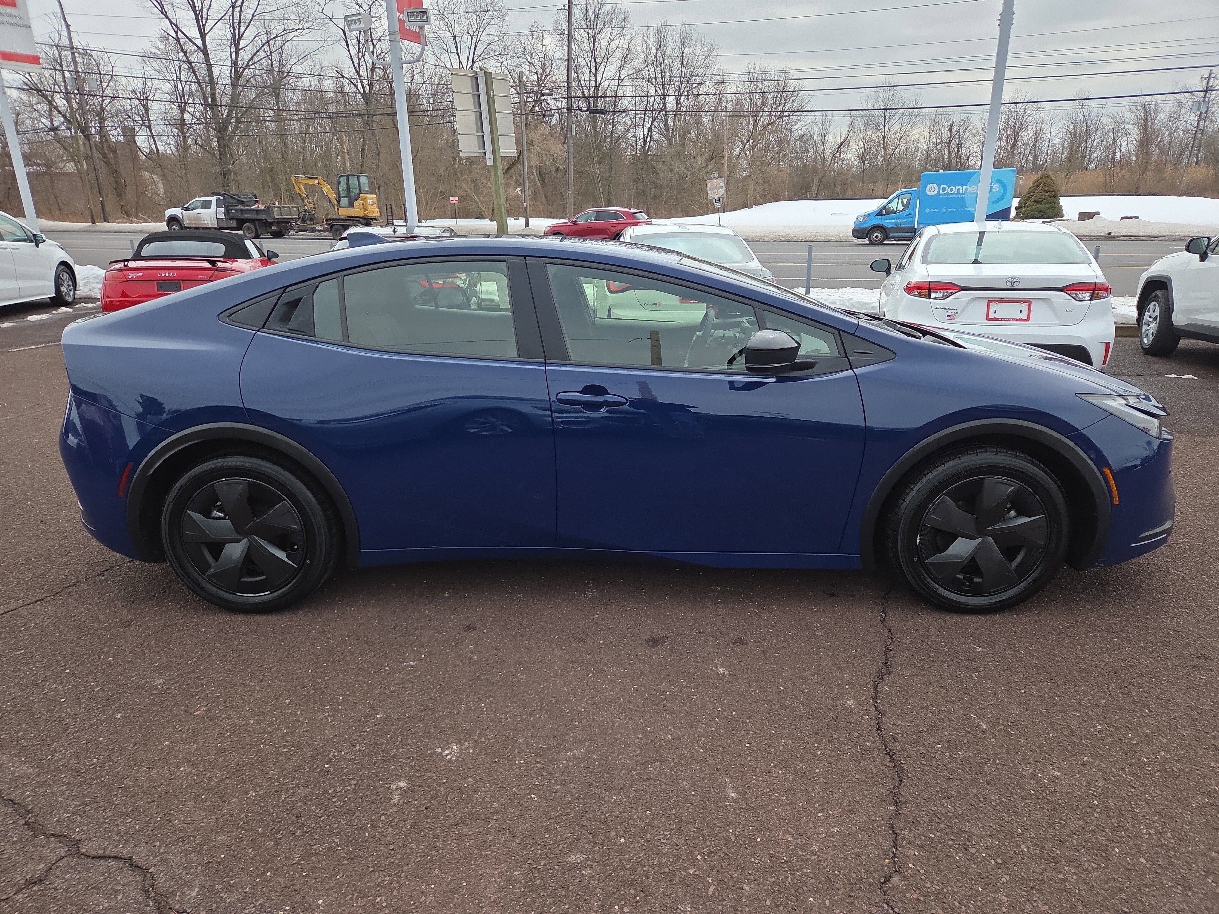 2023 Toyota Prius LE