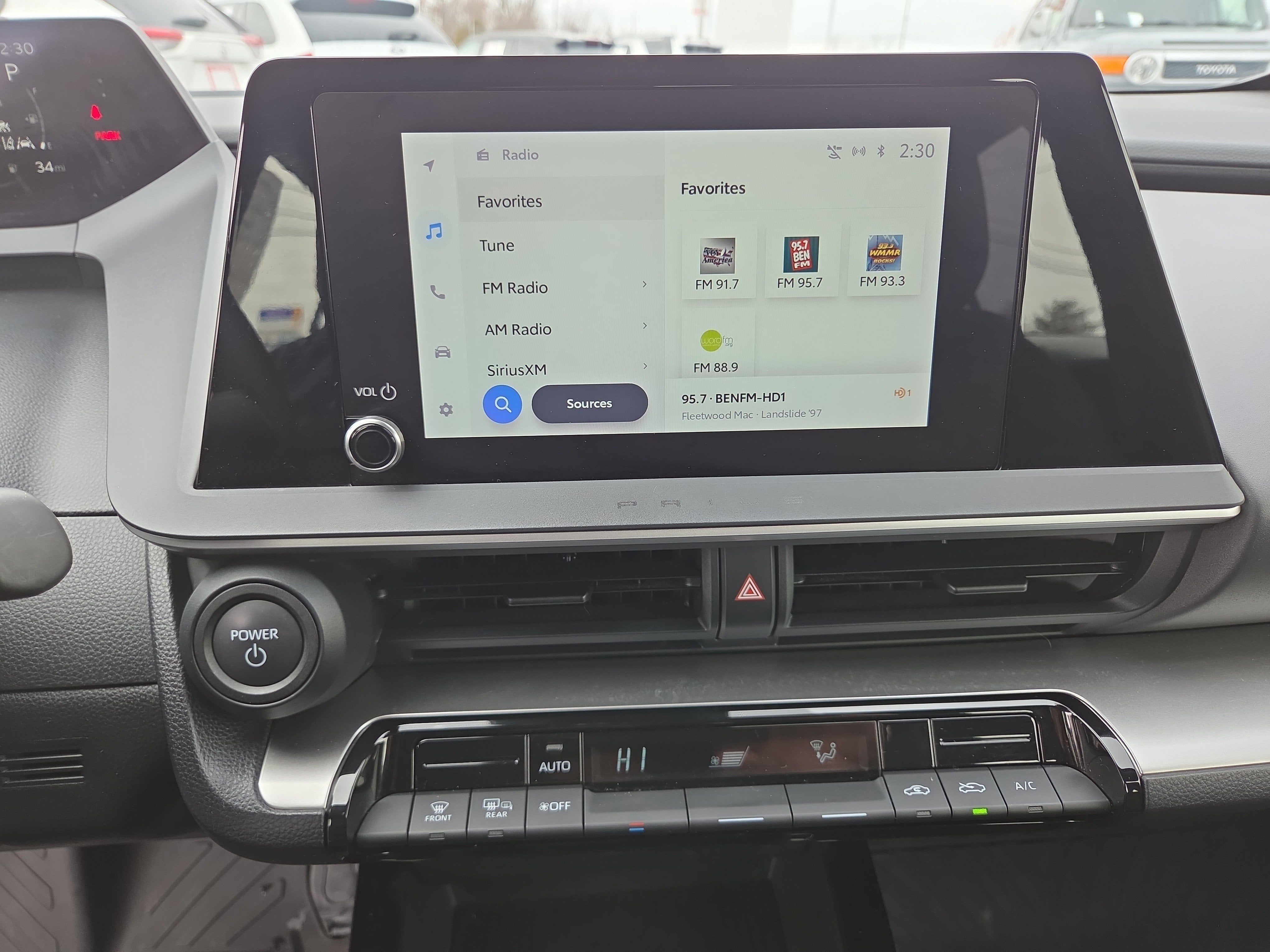 2023 Toyota Prius LE