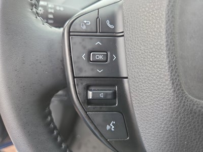 2023 Toyota Prius LE