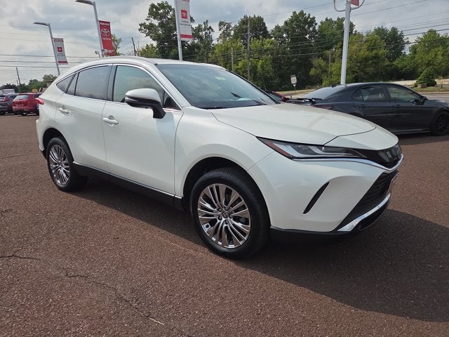 2022 Toyota Venza XLE