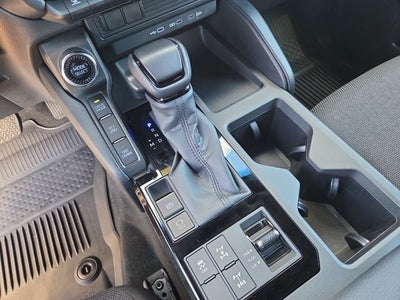 2025 Toyota Land Cruiser 4WD (Natl)