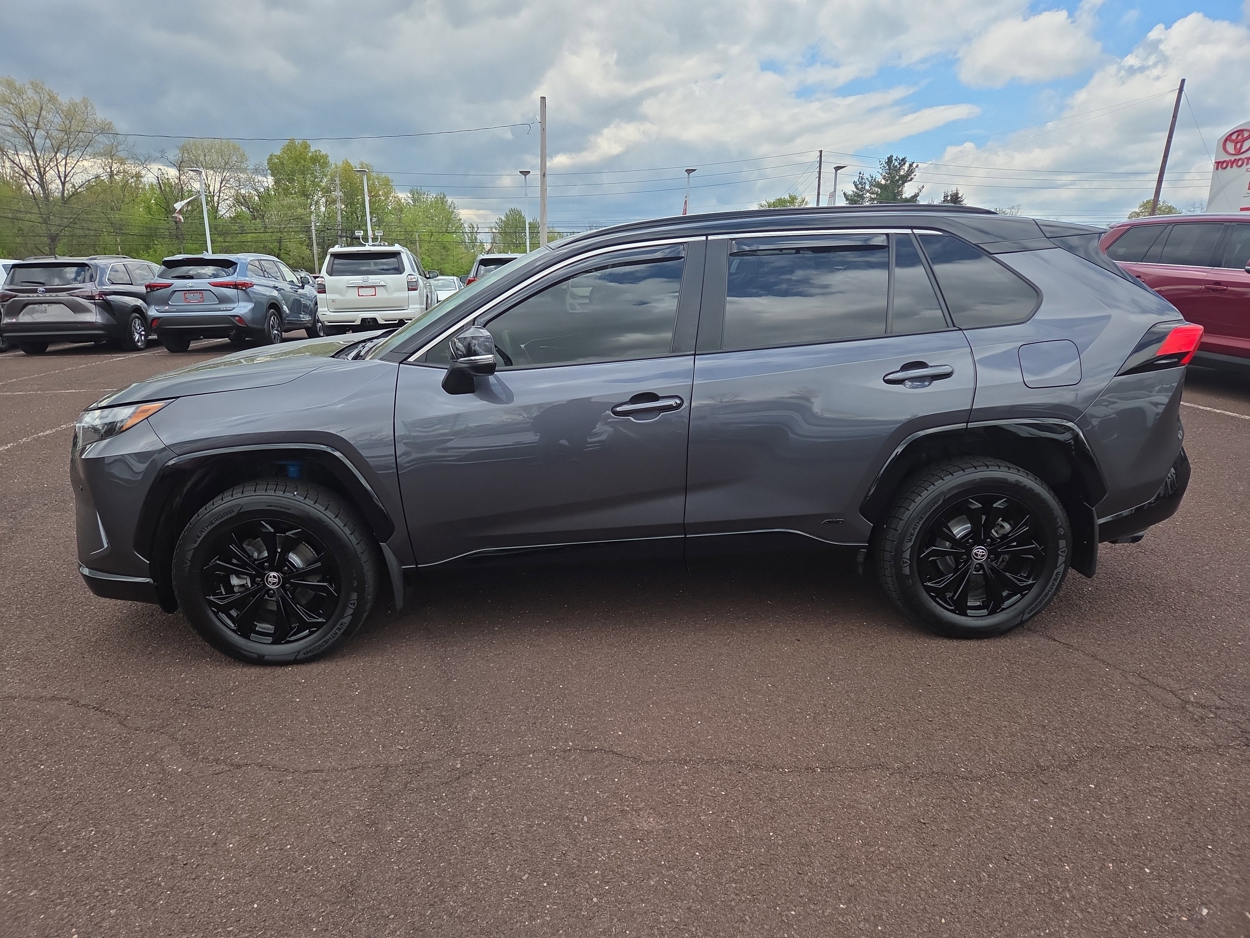 2024 Toyota RAV4 Hybrid XSE