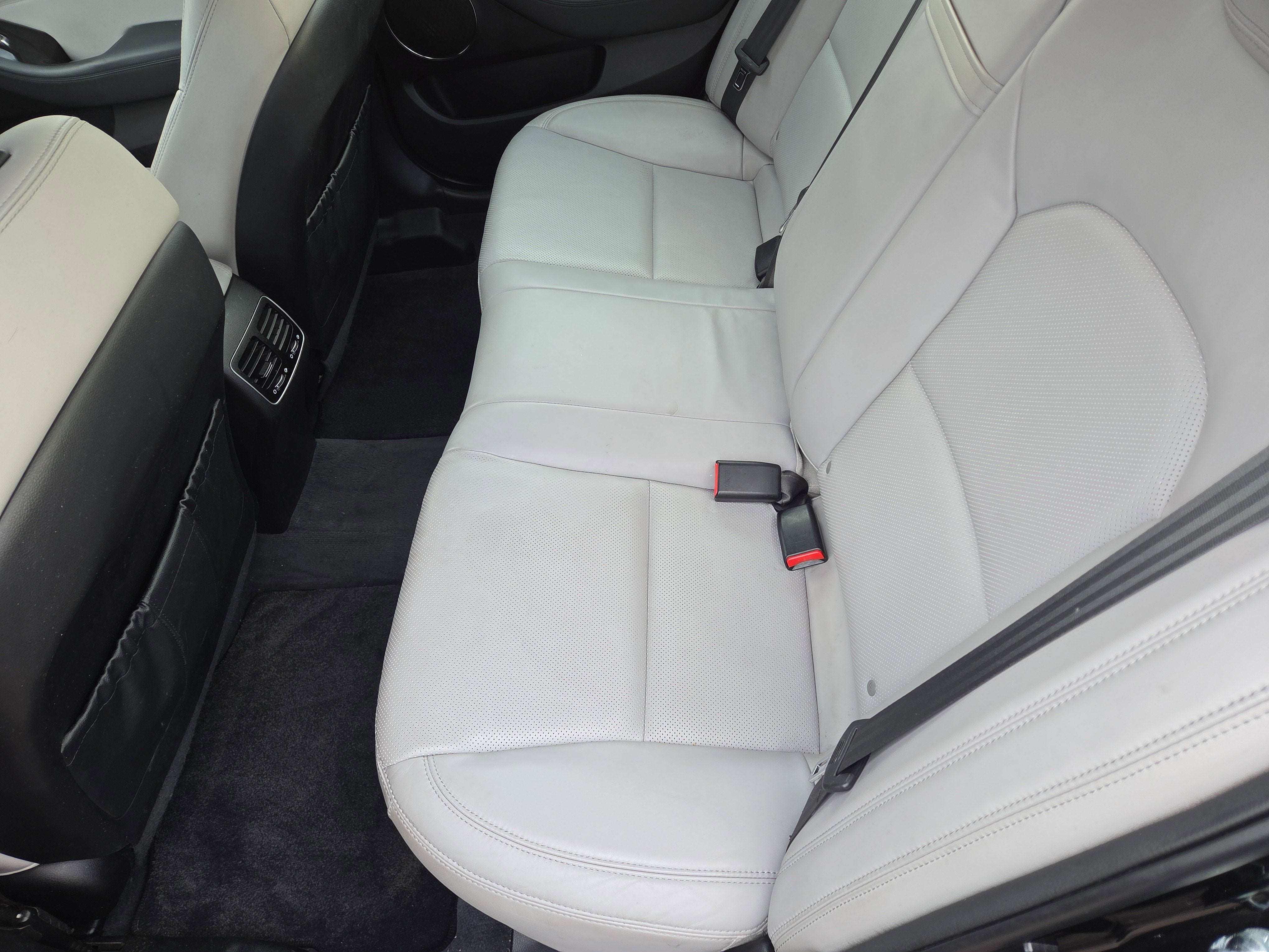 2014 Kia Cadenza Limited