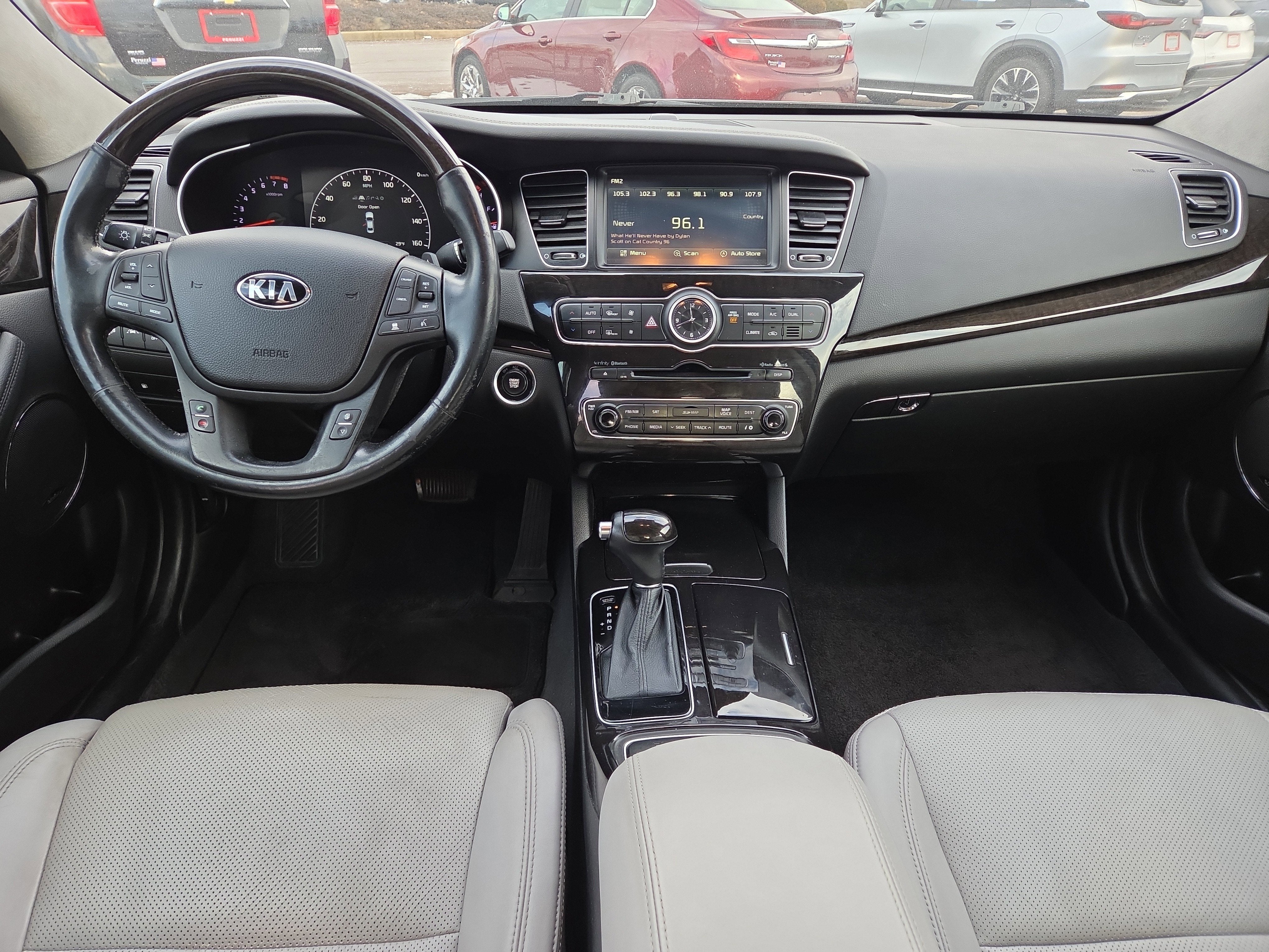2014 Kia Cadenza Limited