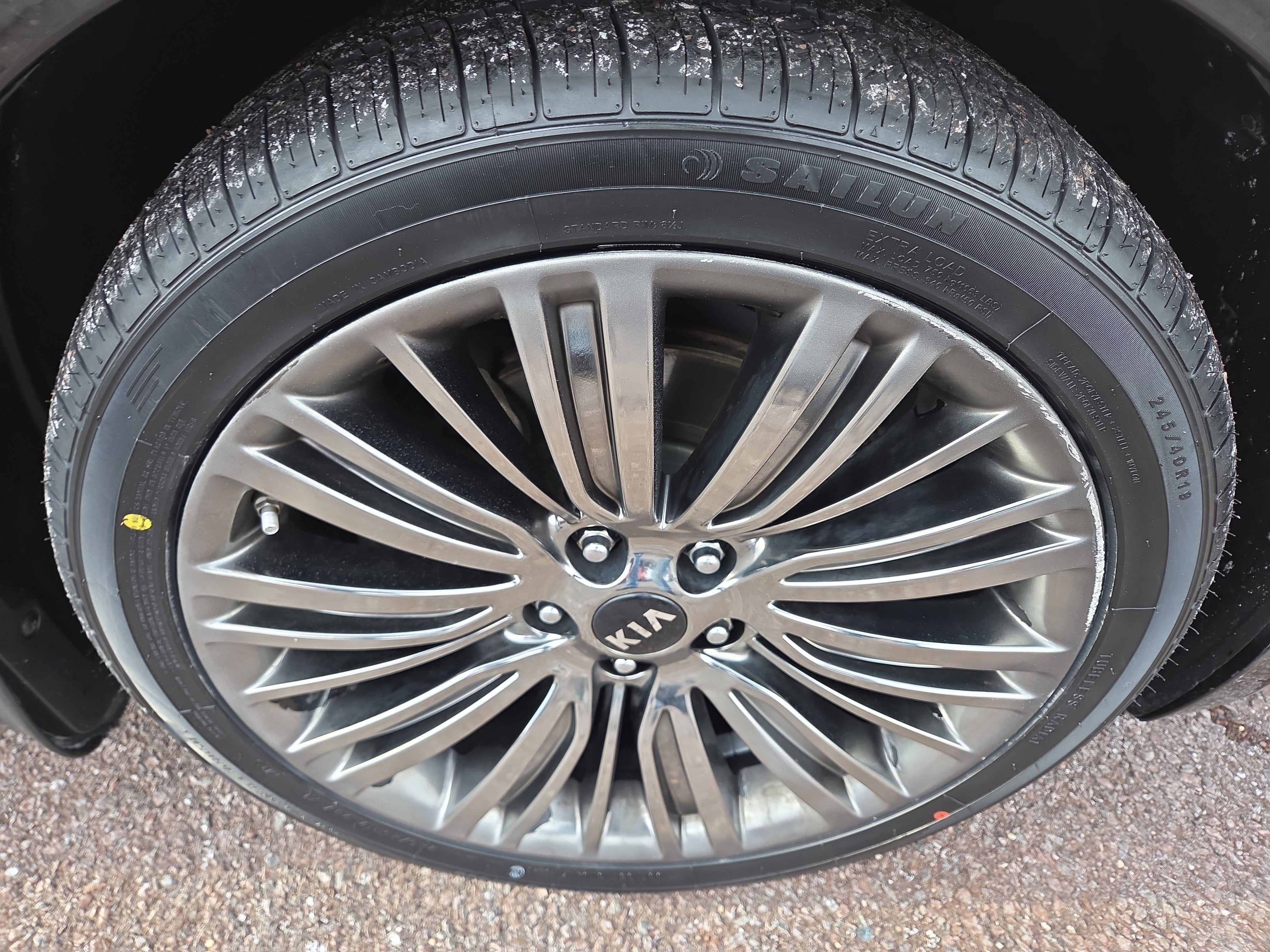 2014 Kia Cadenza Limited