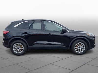 2022 Ford Escape Hybrid SE