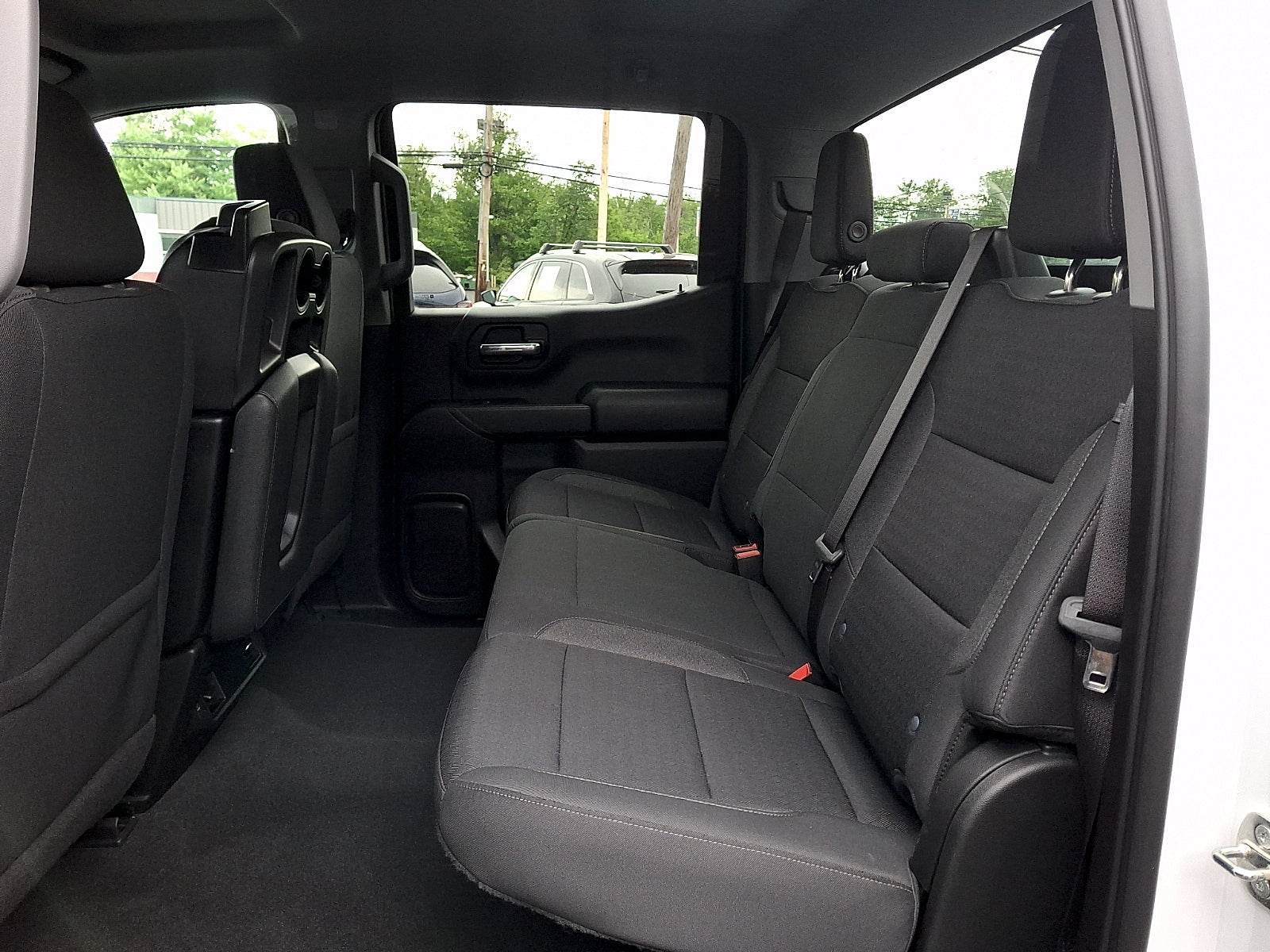 2023 Chevrolet Silverado 1500 4WD Crew Cab Short Bed Custom