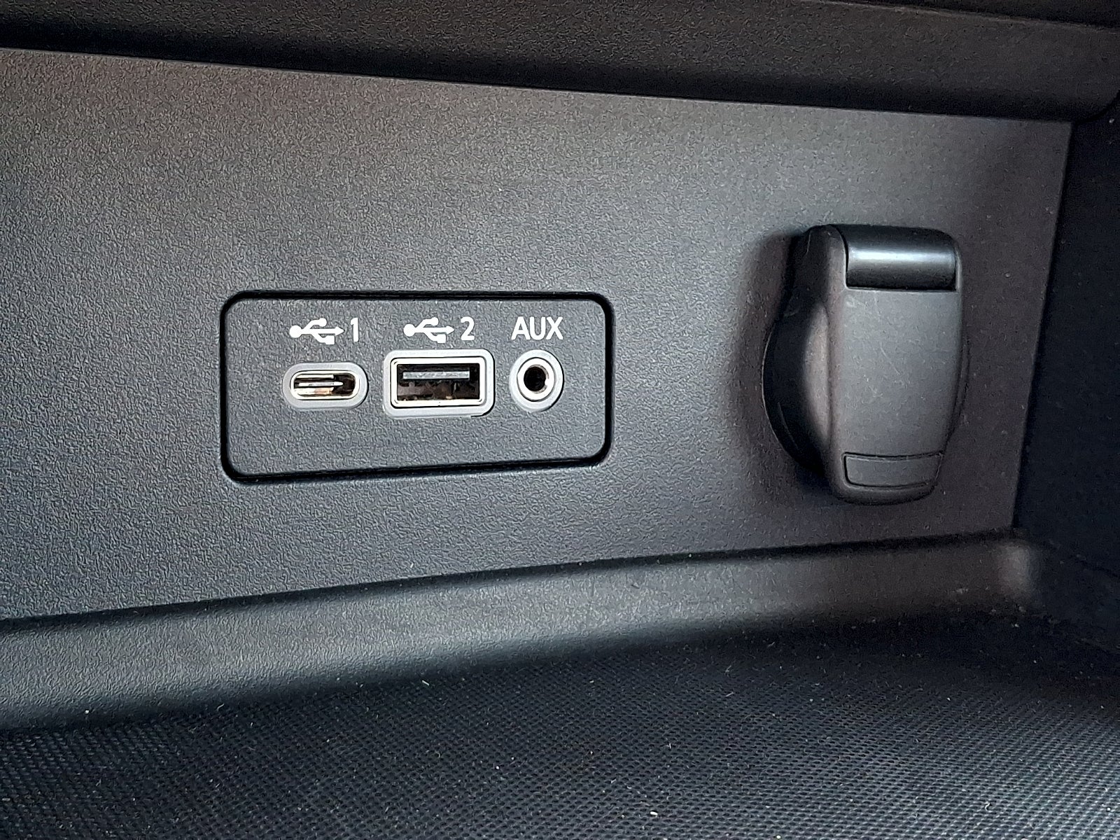2022 Nissan Sentra SV Xtronic CVT