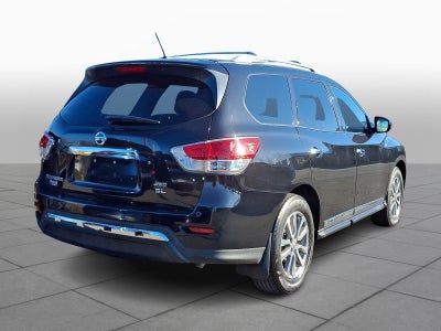 2016 Nissan Pathfinder SL