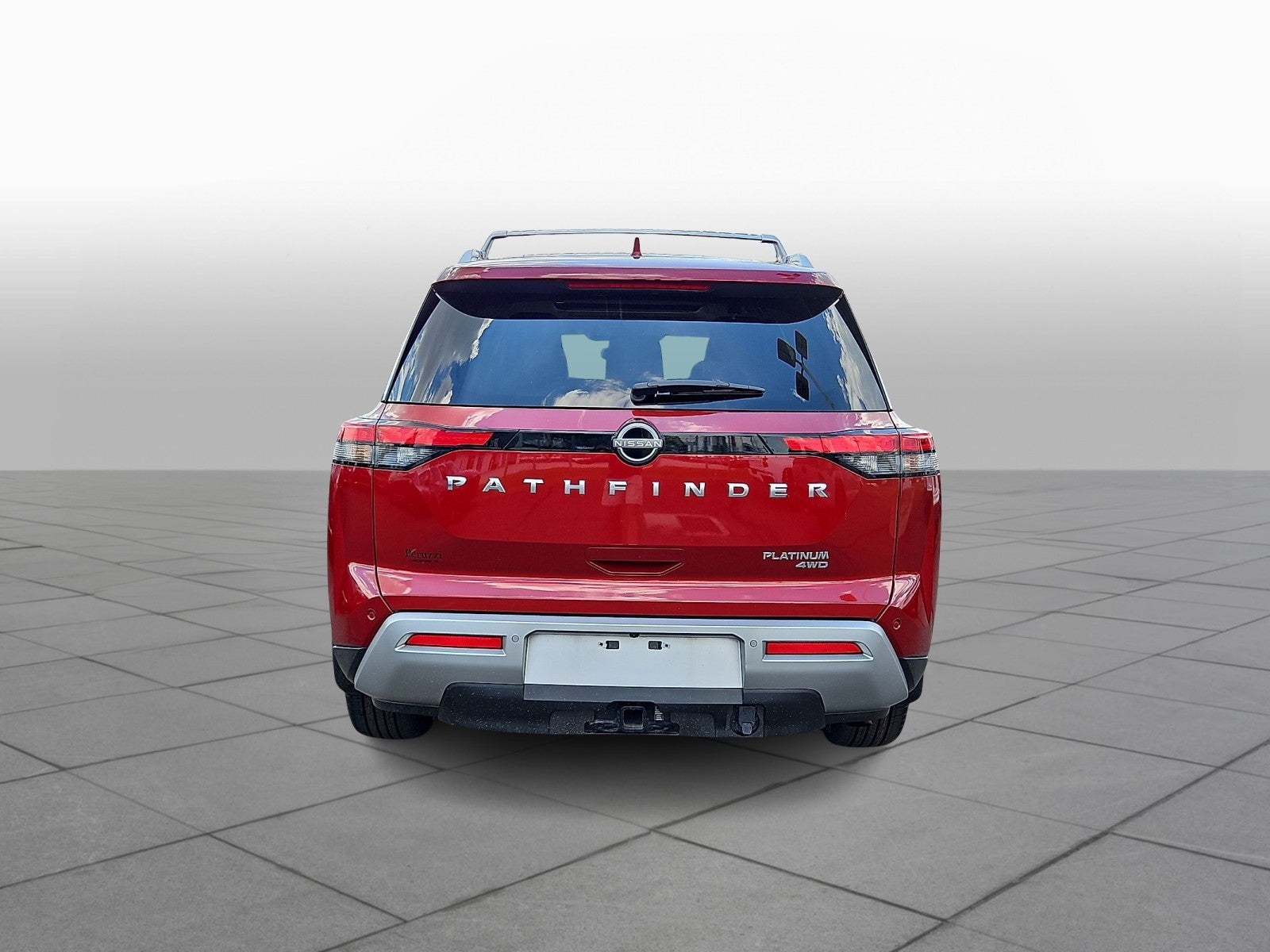 2022 Nissan Pathfinder Platinum 4WD