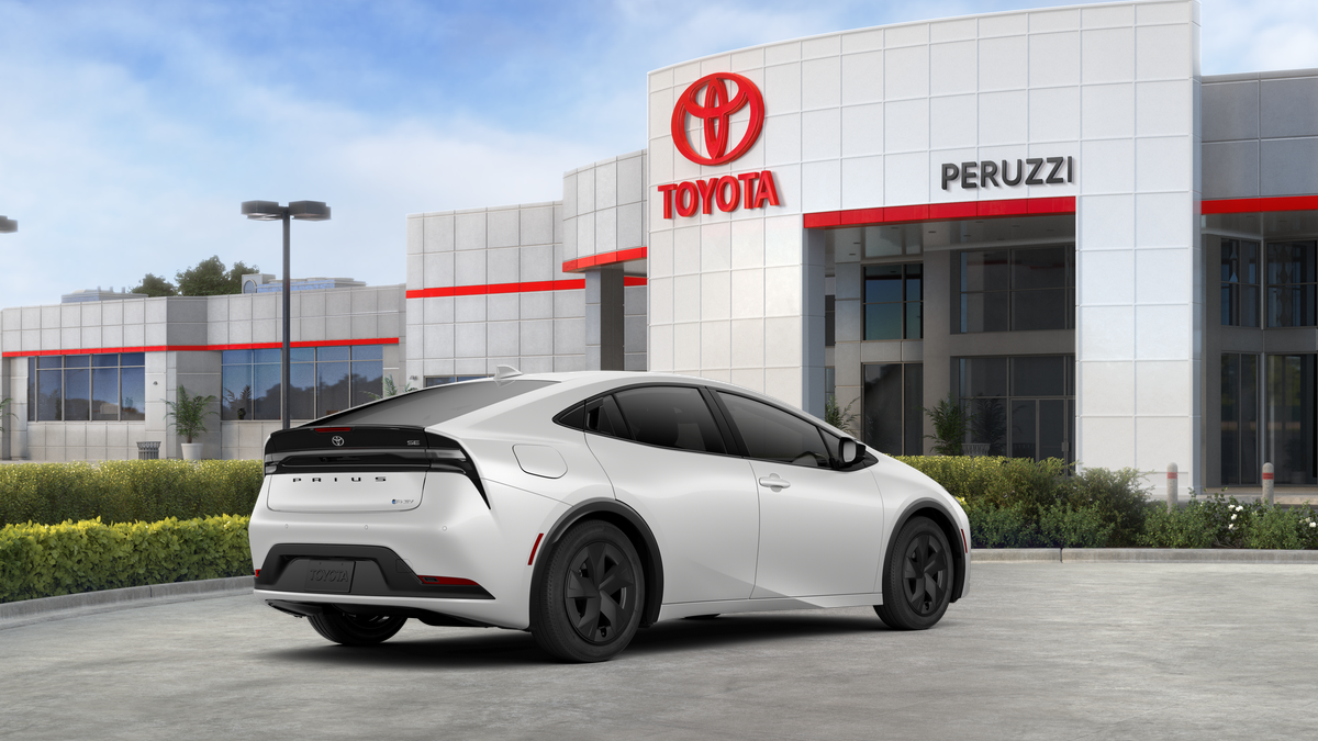 2026 Toyota Prius Plug-in Hybrid SE