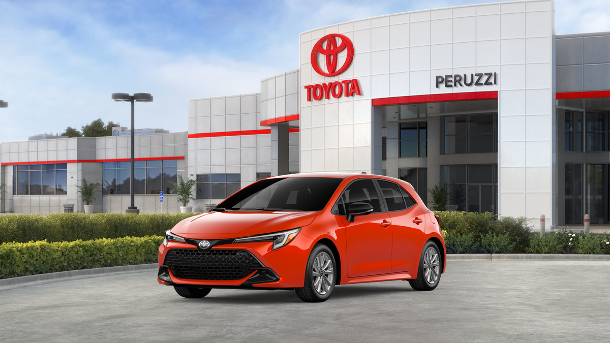 2027 Toyota Corolla Hatchback SE