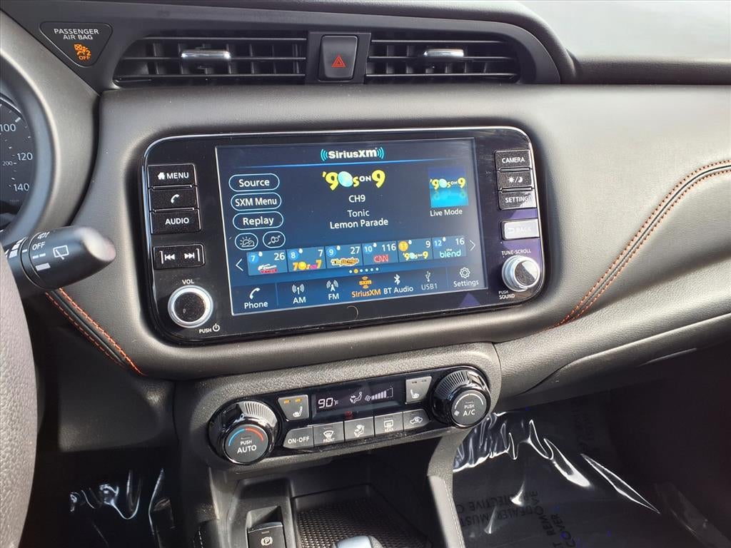 2023 Nissan Kicks SR