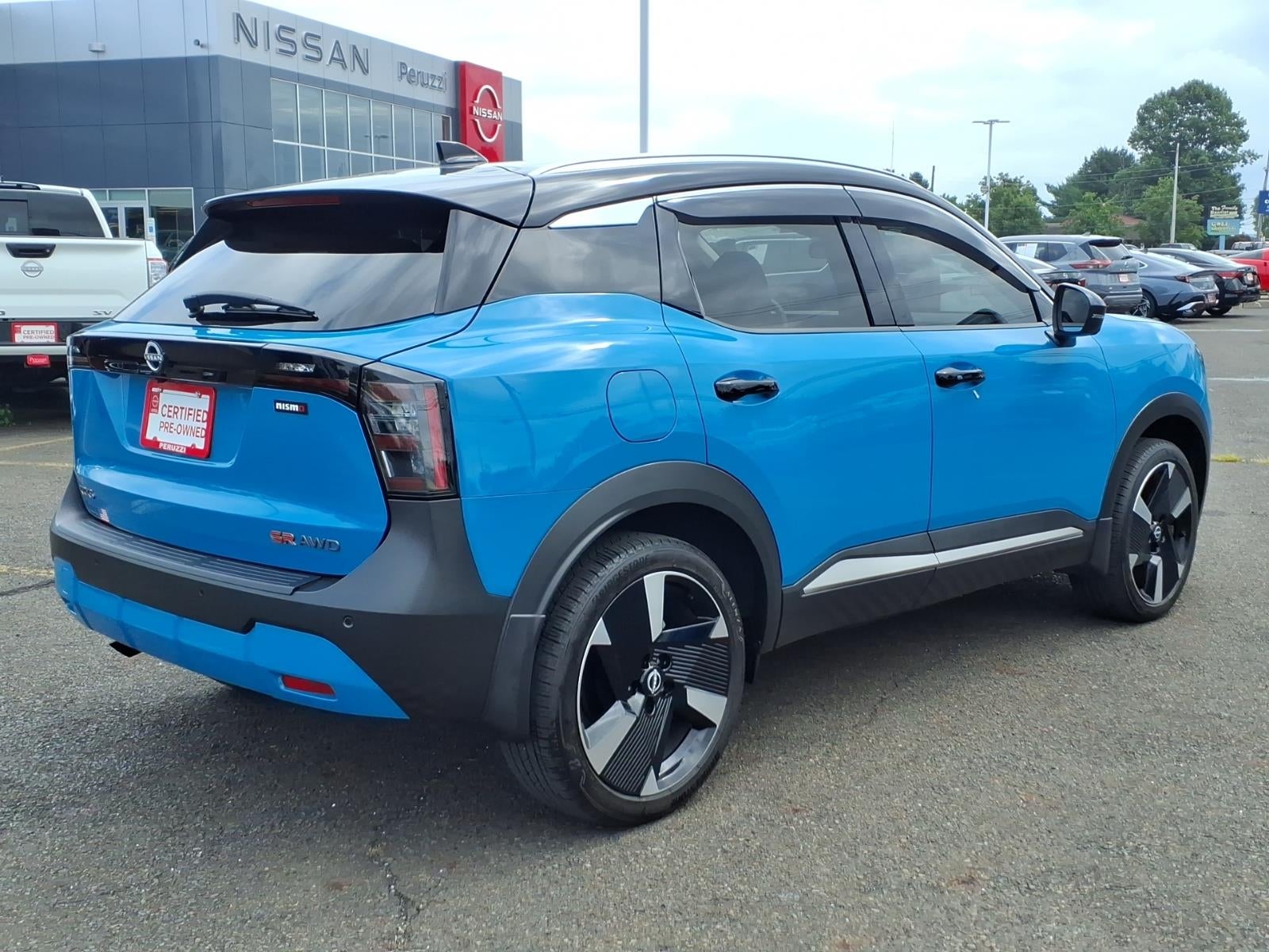 2025 Nissan Kicks SR