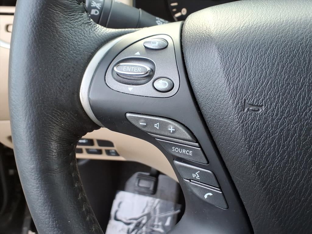 2018 Nissan Pathfinder SL