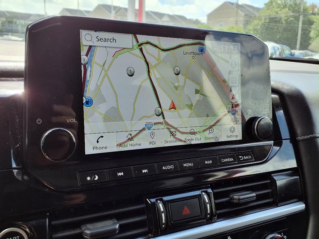 2022 Nissan Pathfinder SL