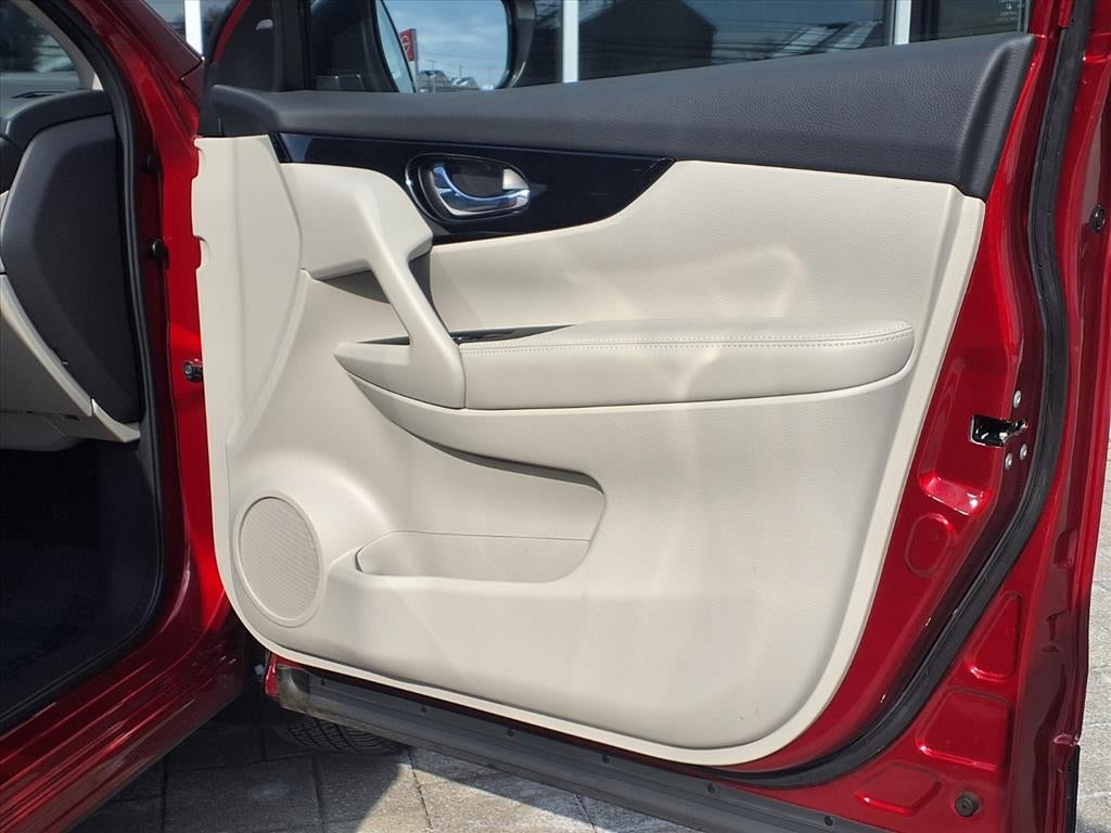 2022 Nissan Rogue Sport SL