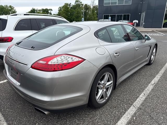 2012 Porsche Panamera 4dr HB